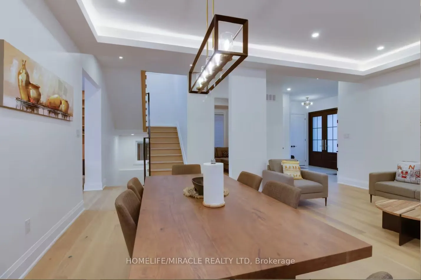 10 Stamford Square S