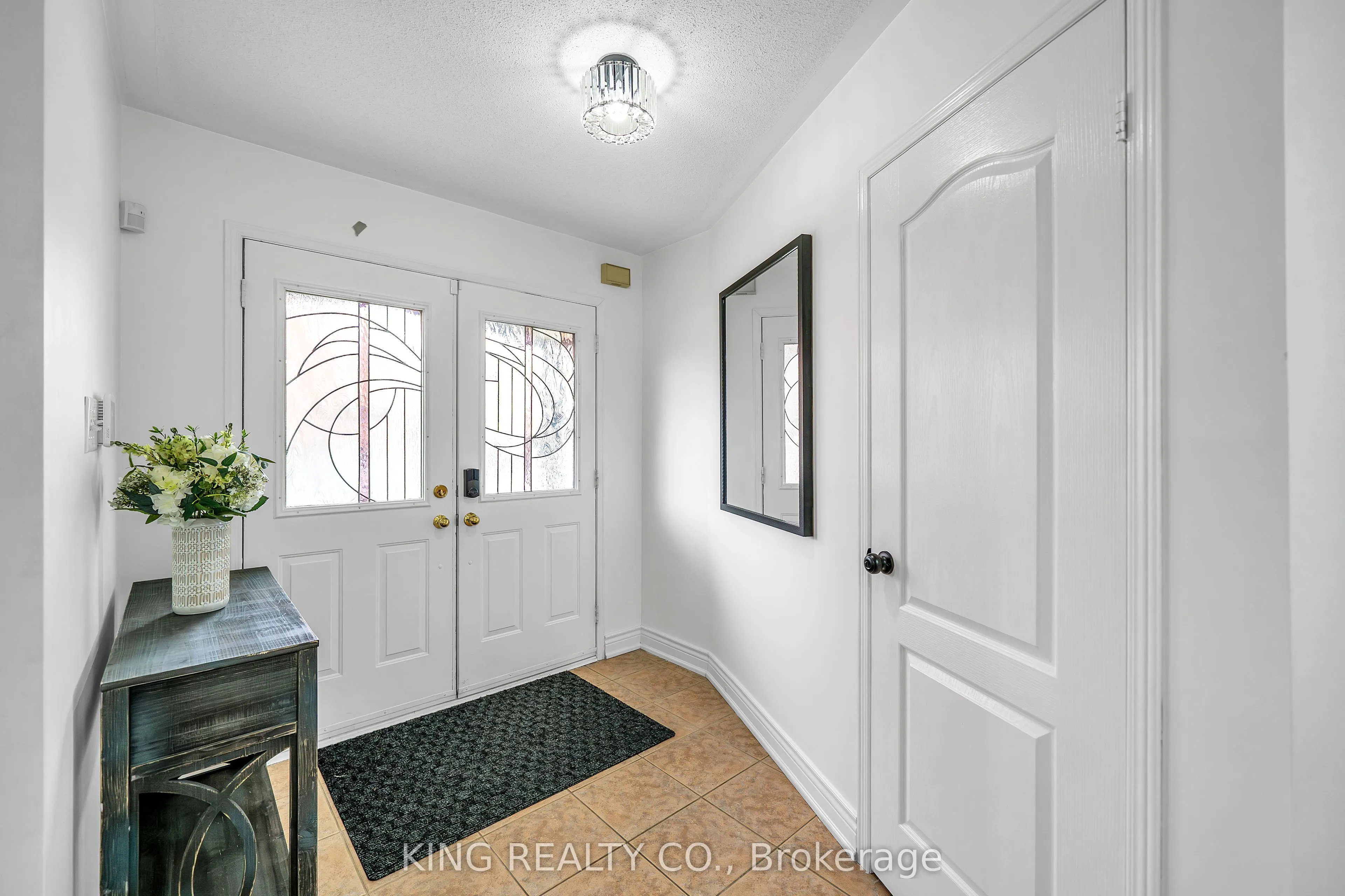 71 Montebello Crescent