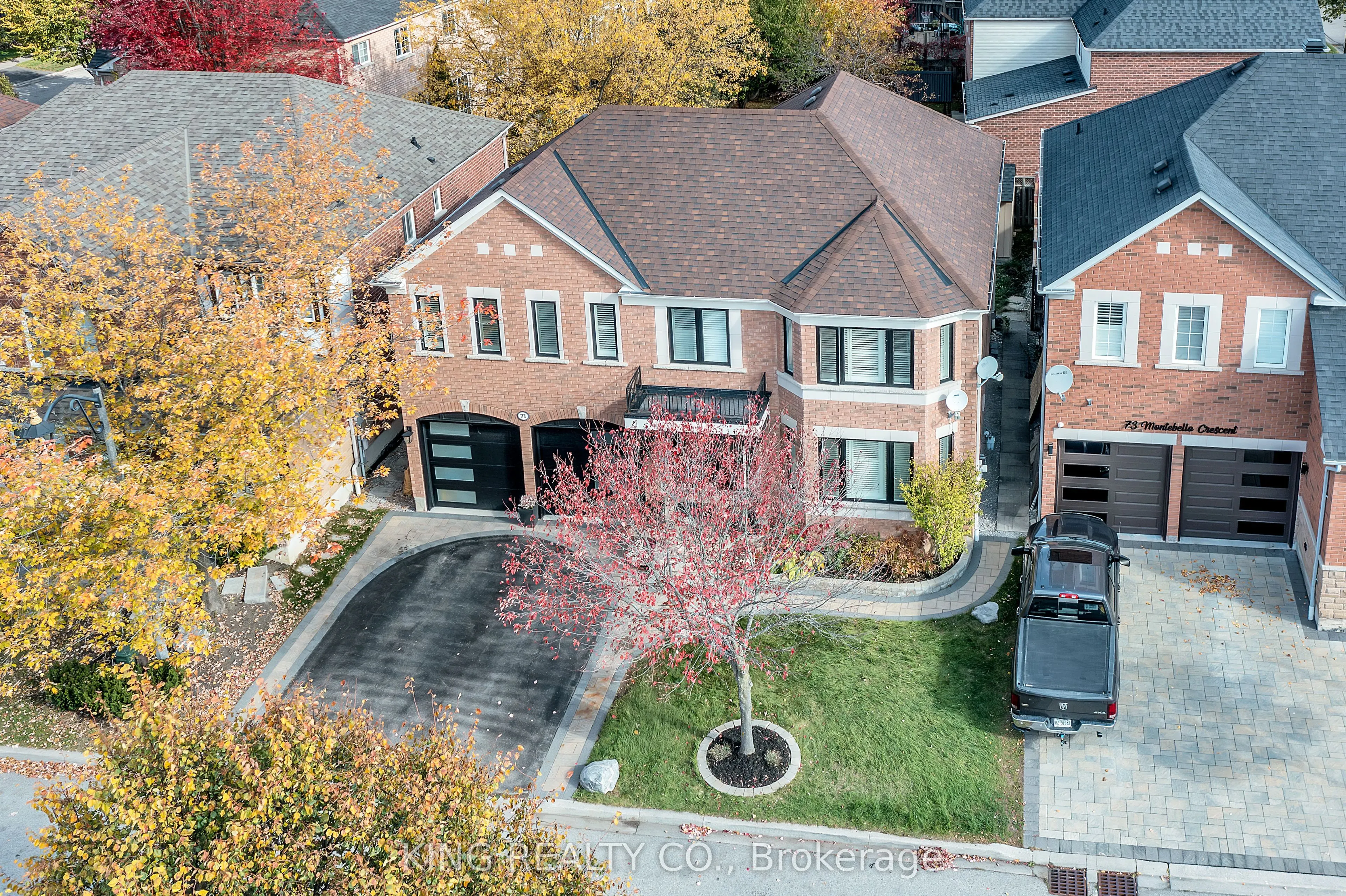 71 Montebello Crescent