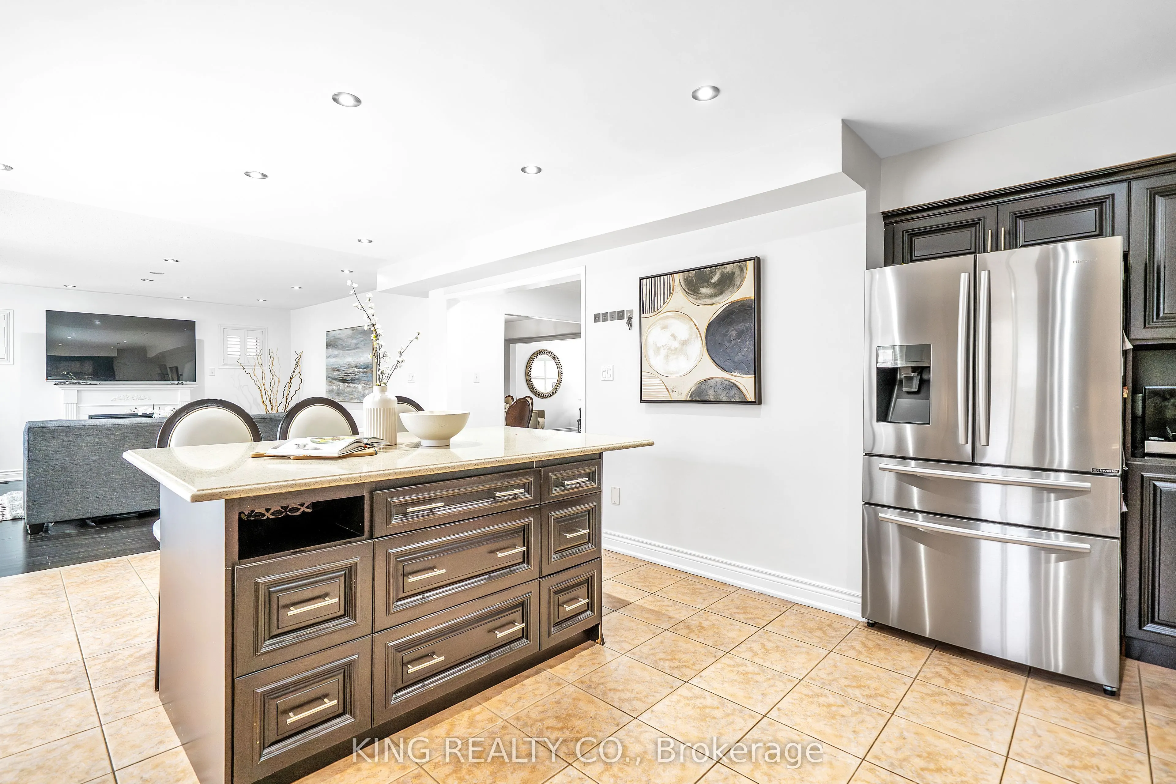 71 Montebello Crescent