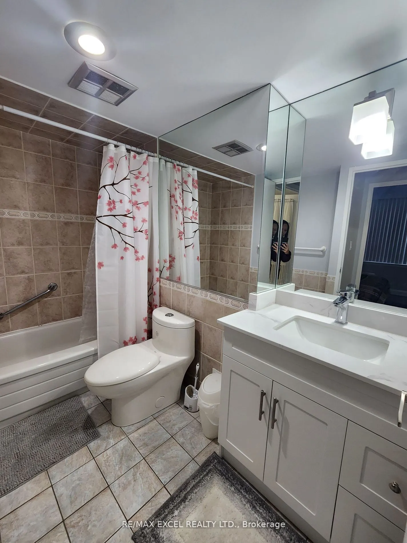 55 Bamburgh Circle, #204