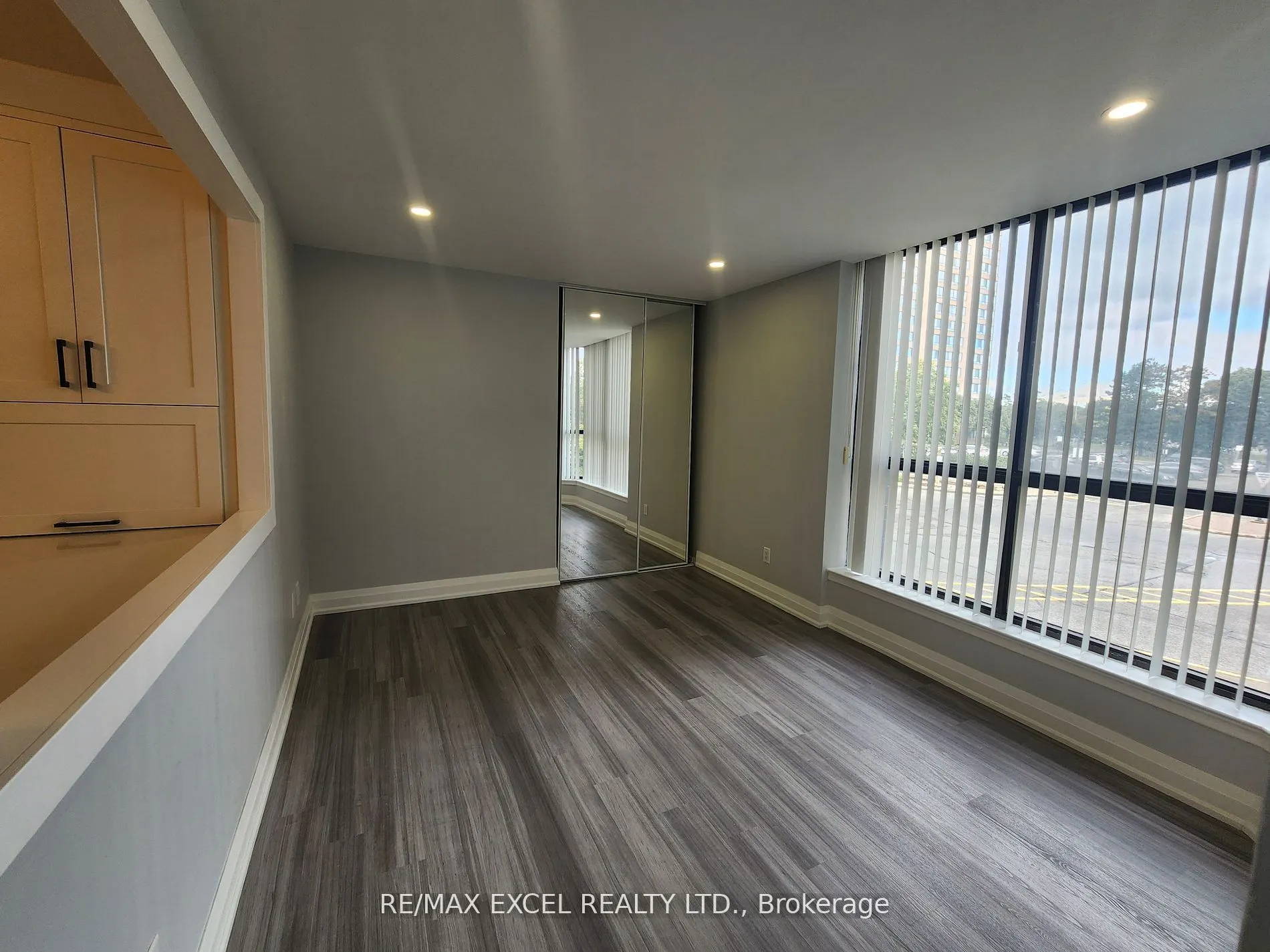 55 Bamburgh Circle, #204