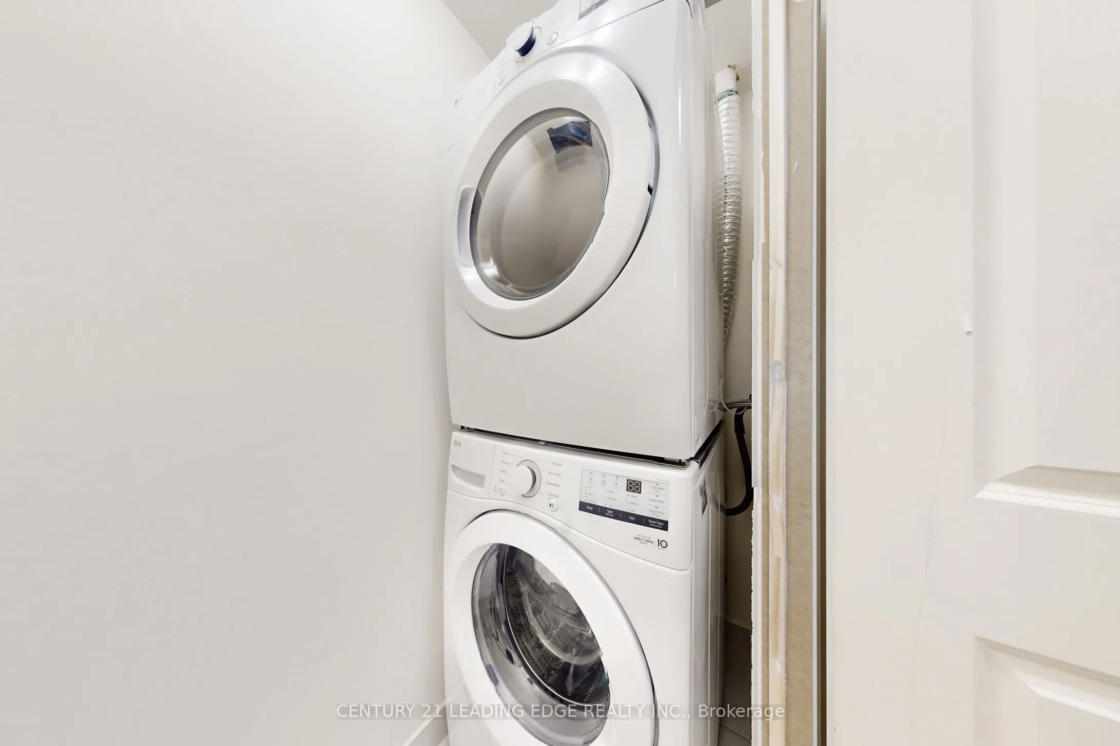 3260 Sheppard Avenue E, #506