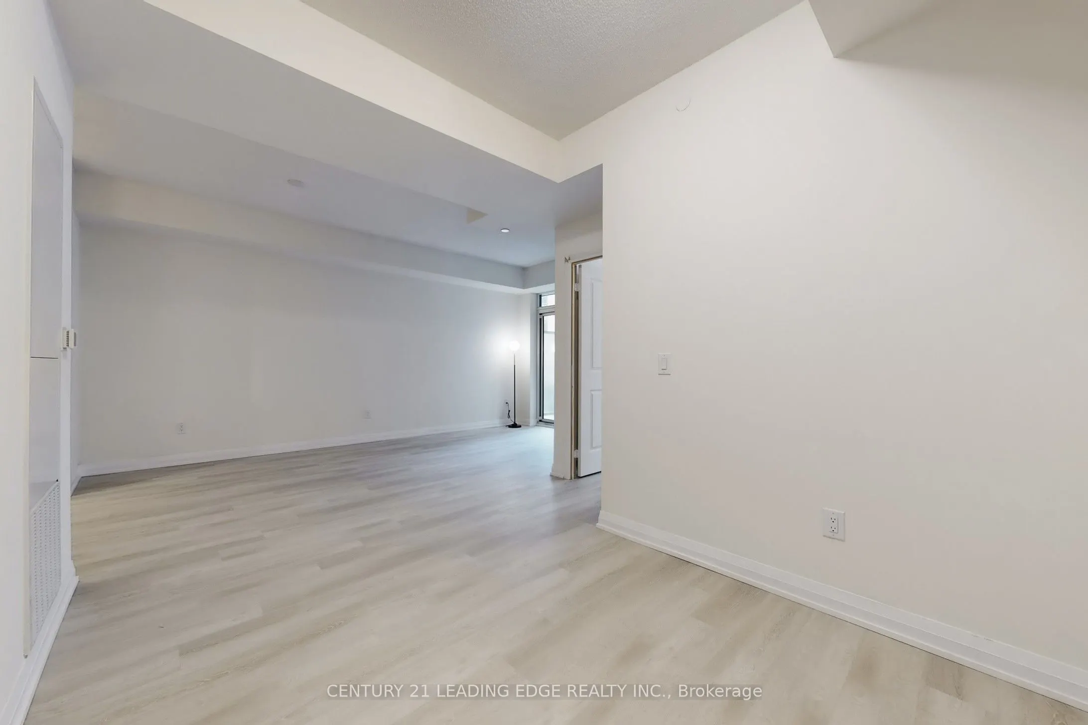 3260 Sheppard Avenue E, #506