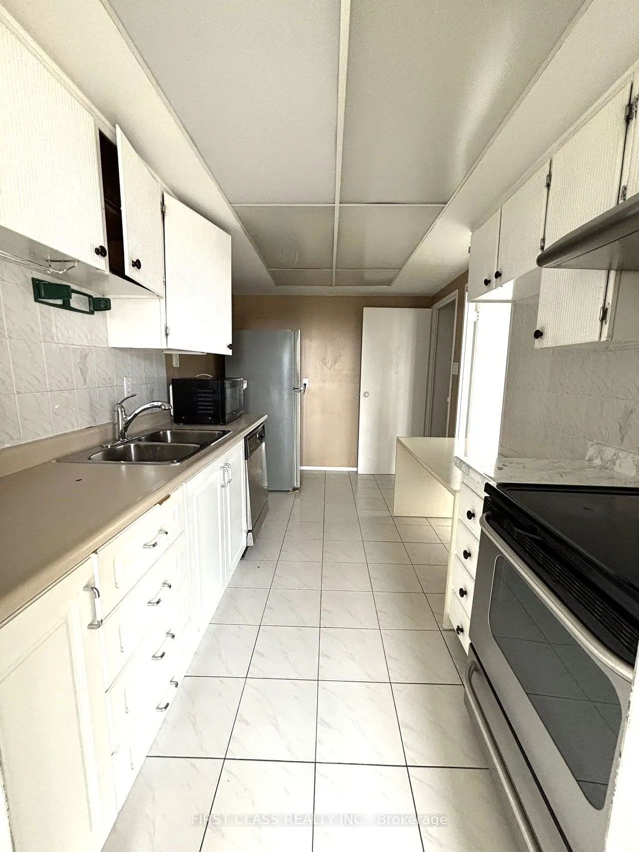 10 Stonehill Court, #1412