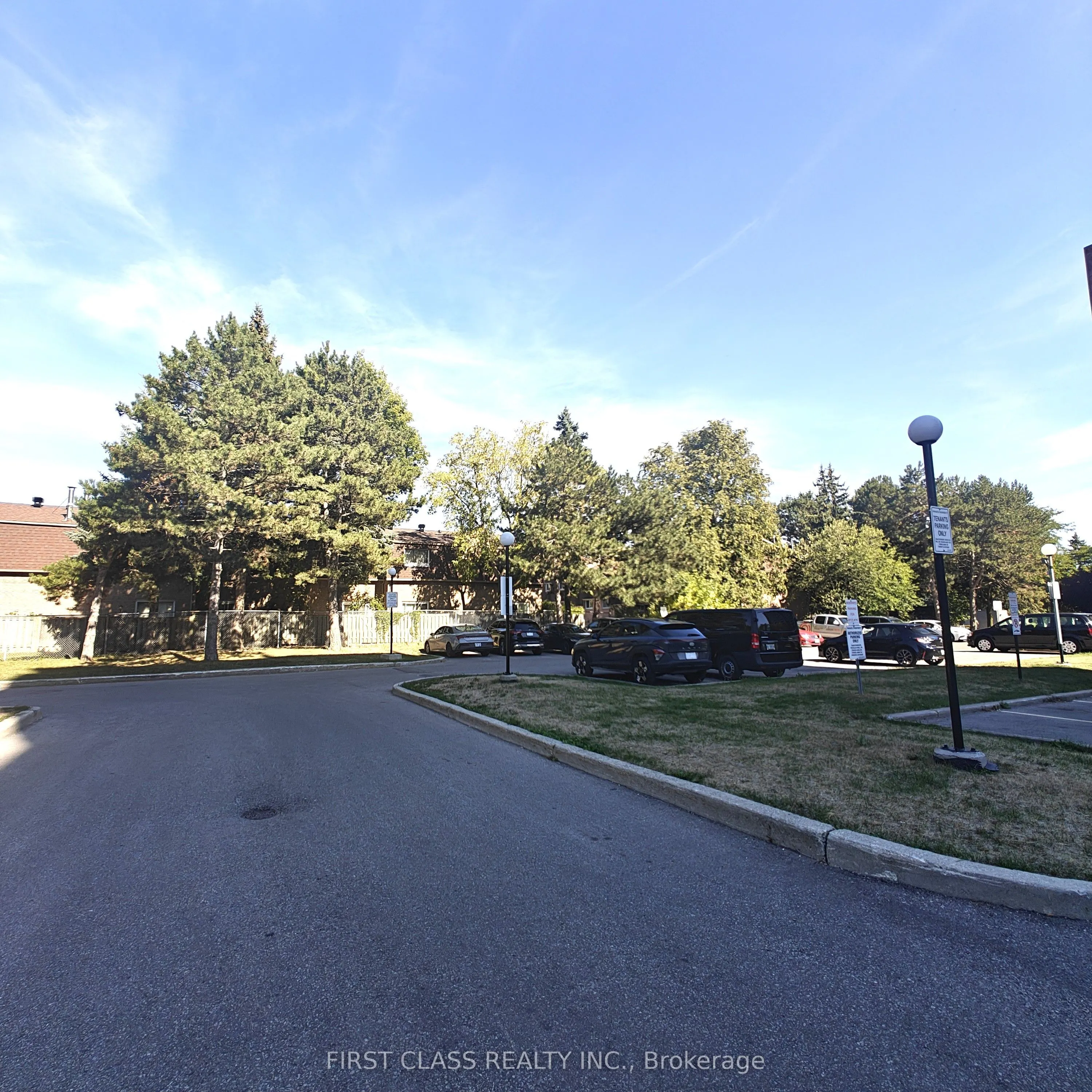 10 Stonehill Court, #1412