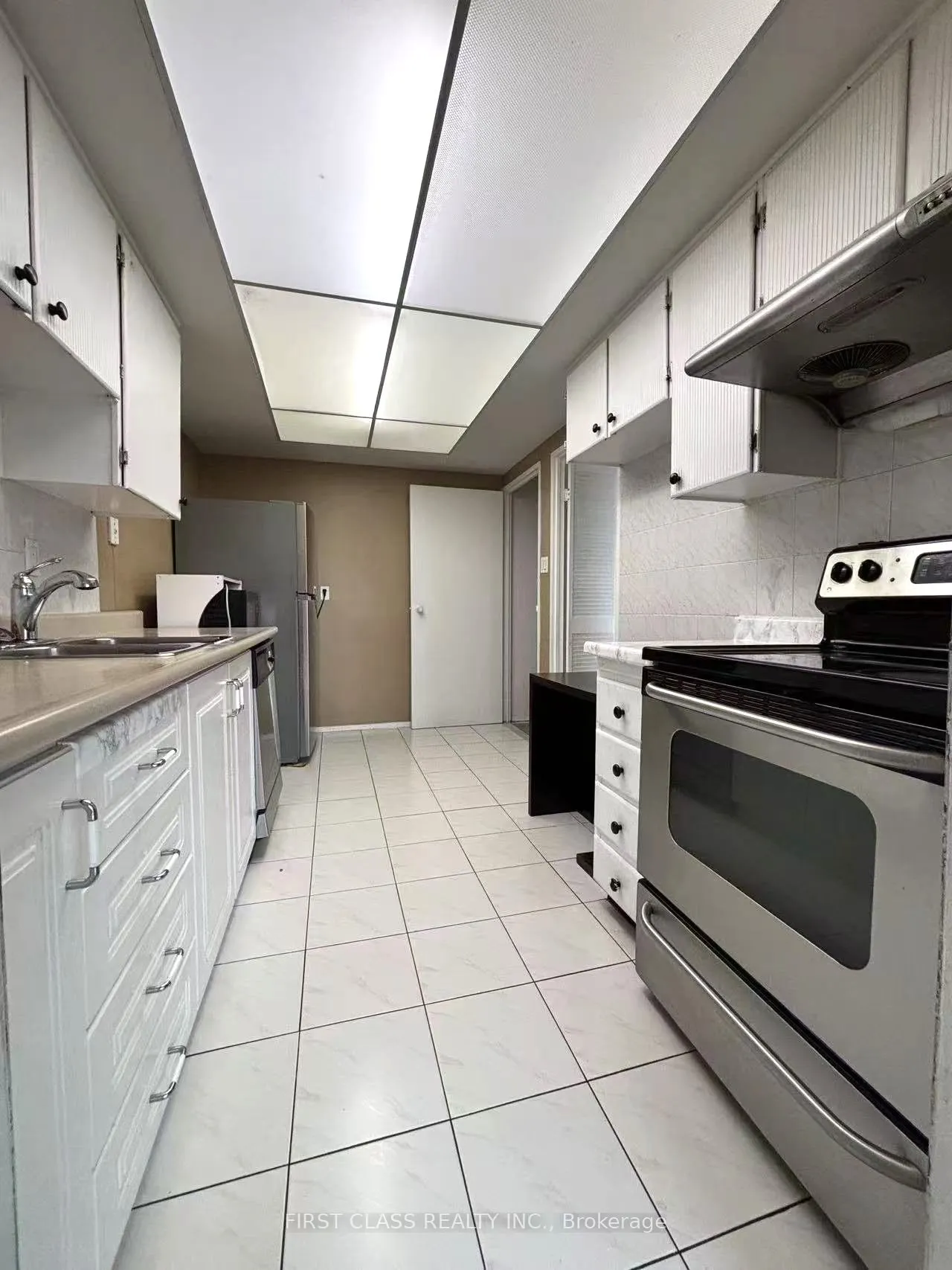 10 Stonehill Court, #1412