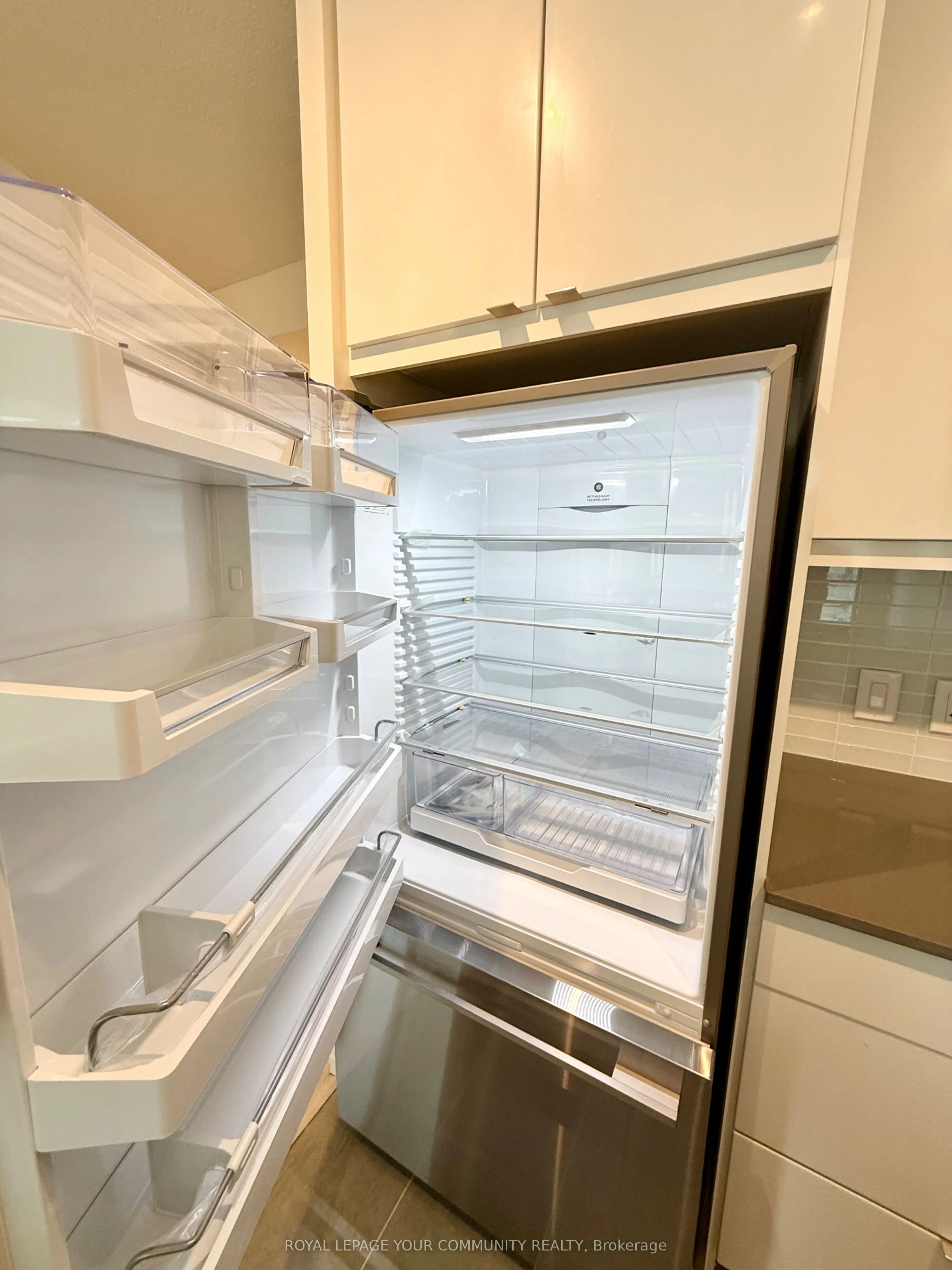 3270 Sheppard Avenue E, #2525