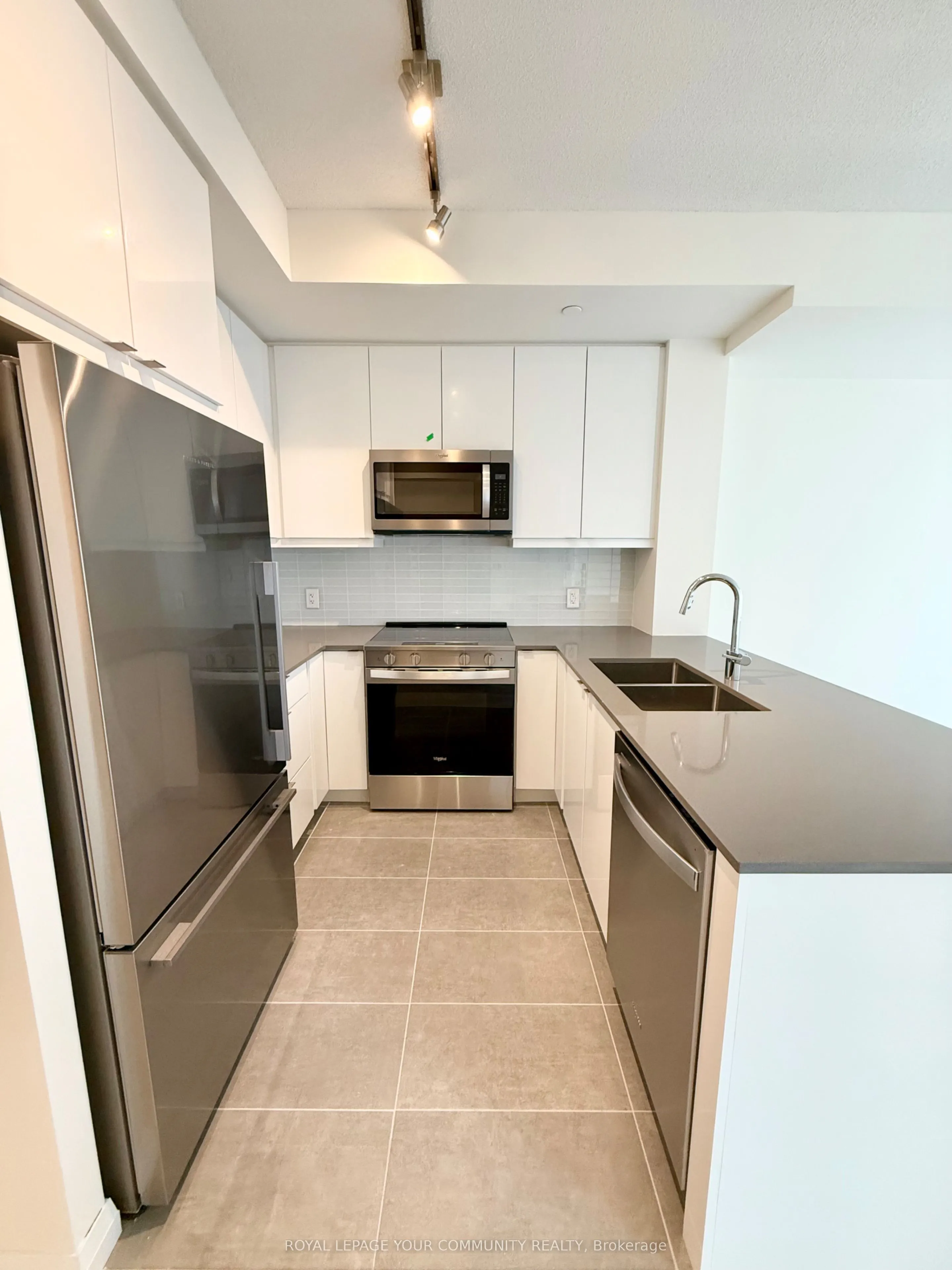 3270 Sheppard Avenue E, #2525