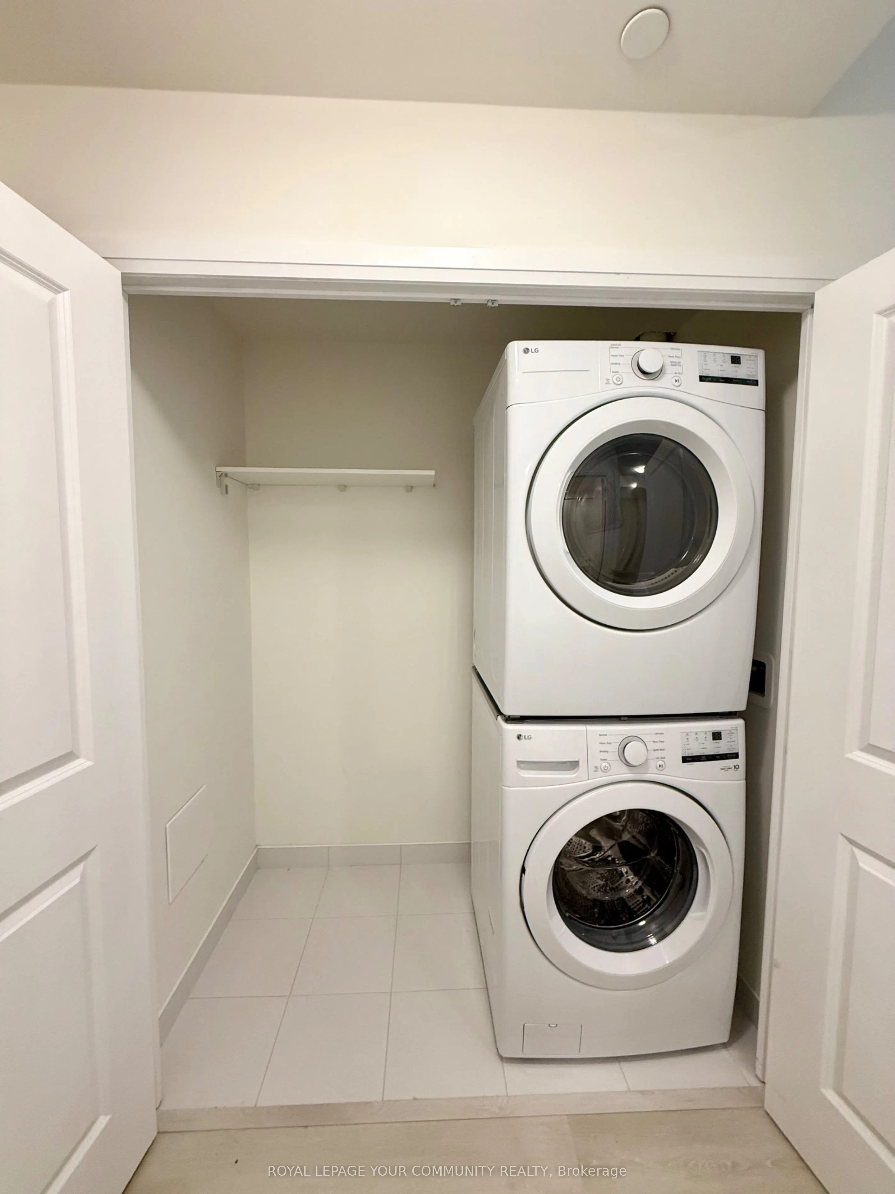 3270 Sheppard Avenue E, #2525