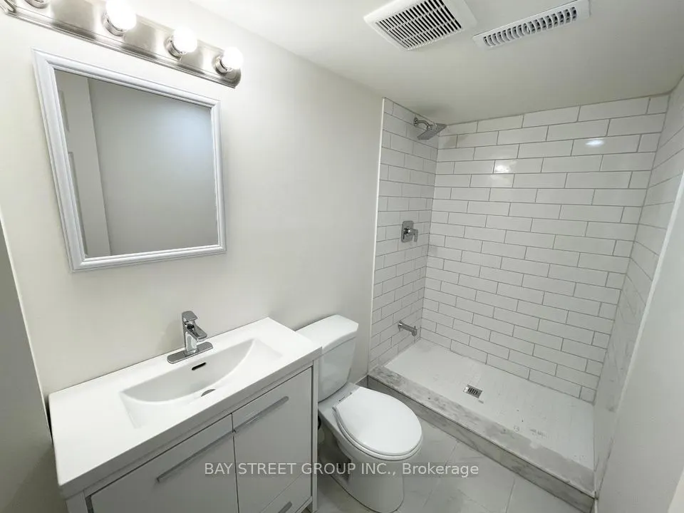 11 Mcgregor Road, #Lower