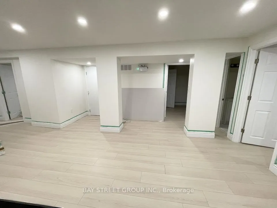 11 Mcgregor Road, #Lower