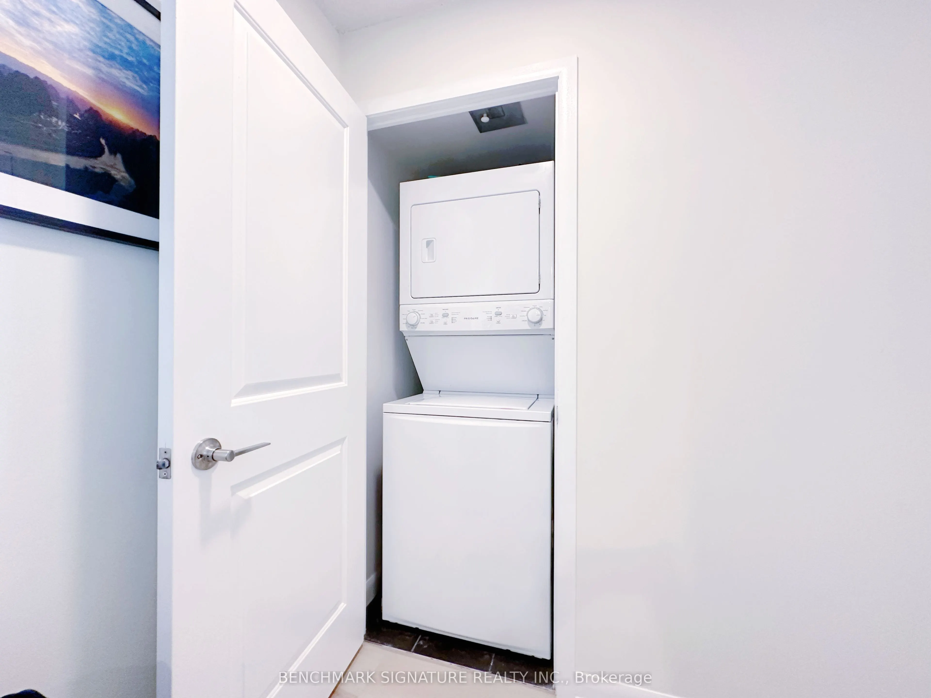 190 Borough Drive, #3007