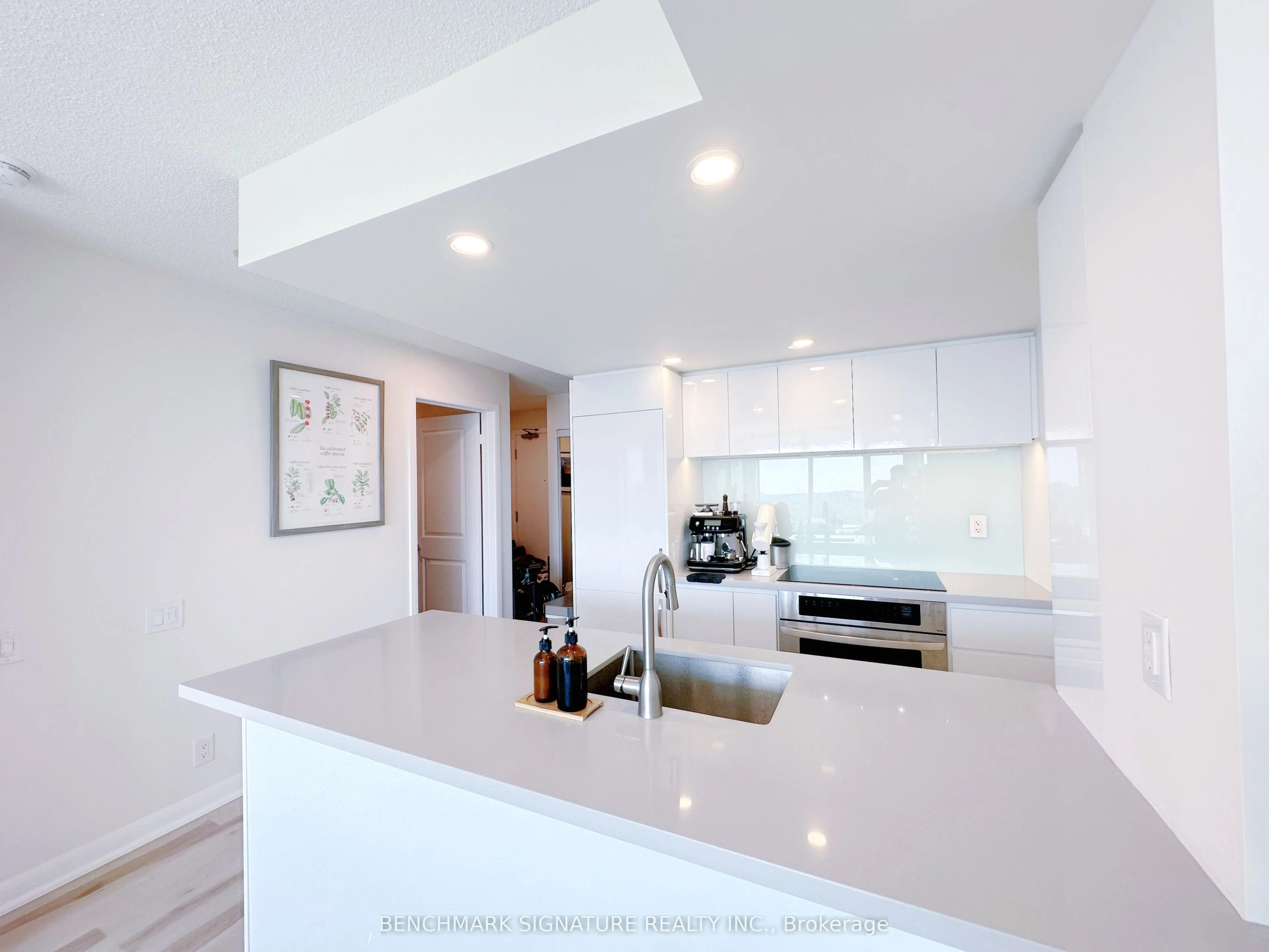 190 Borough Drive, #3007