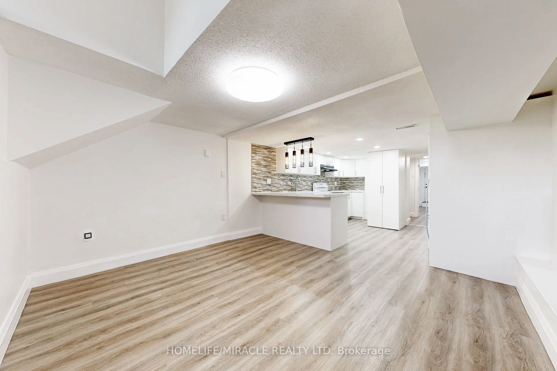 590 Jones Avenue, #Basemnt