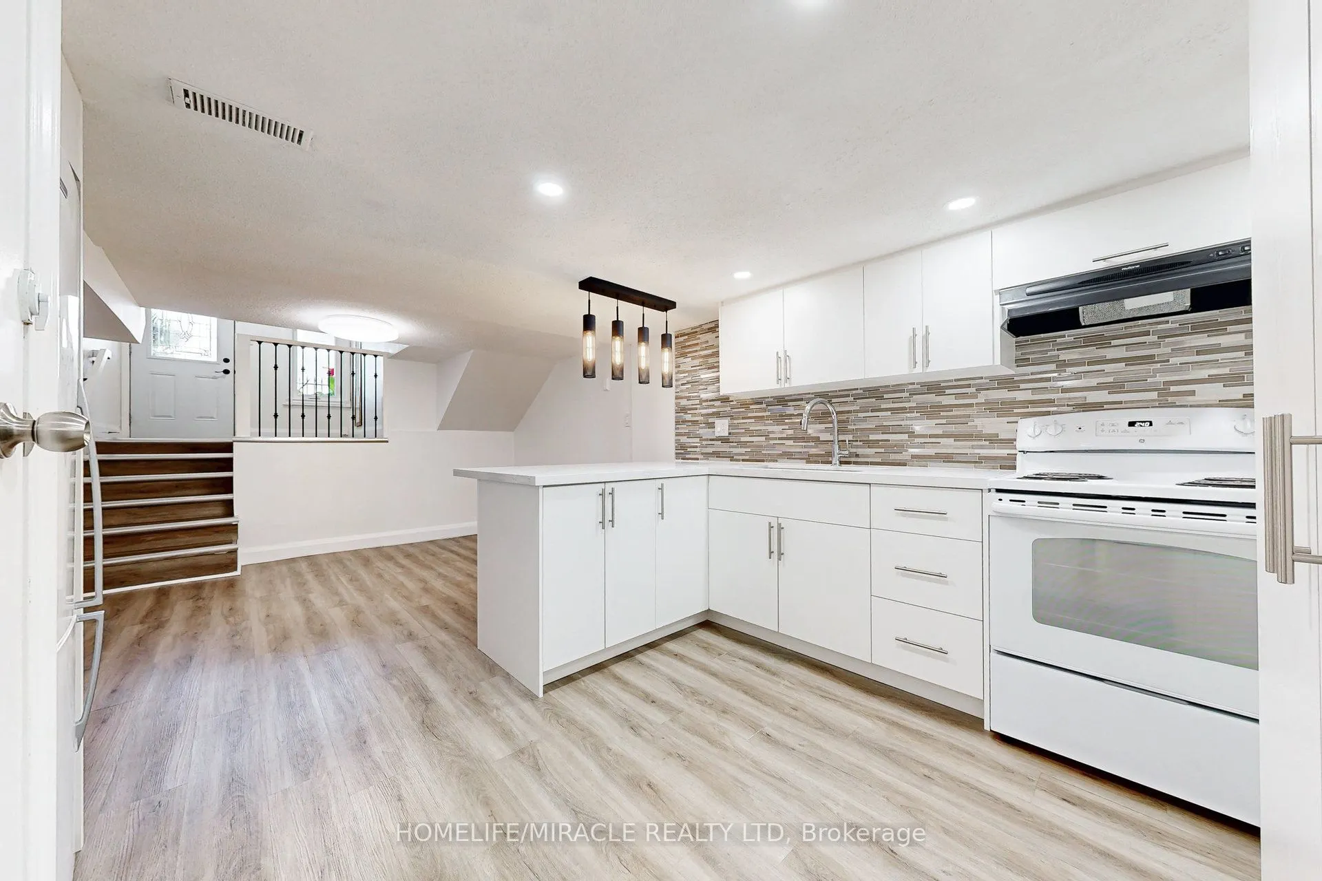 590 Jones Avenue, #Basemnt