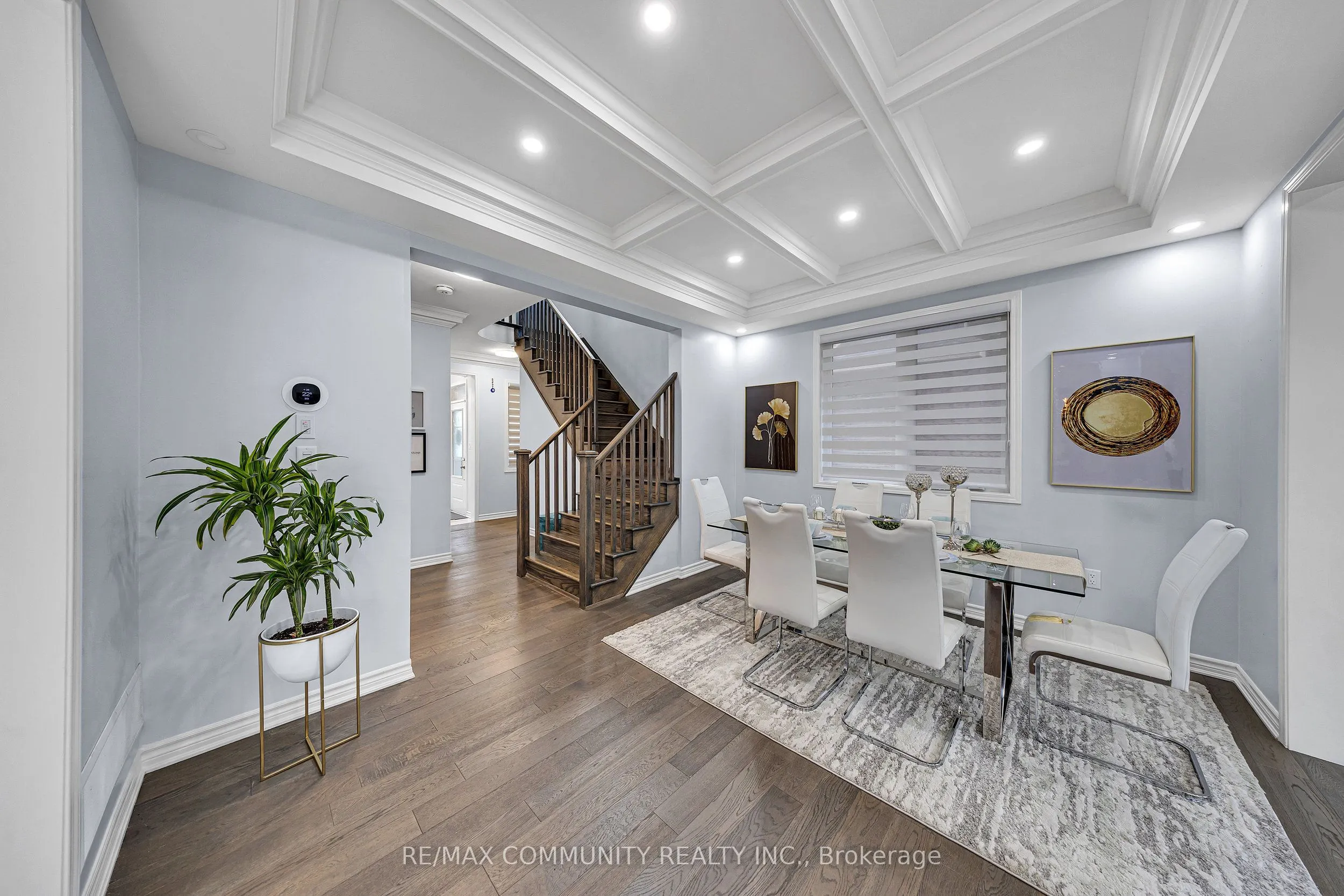 1055 Foxtail Crescent