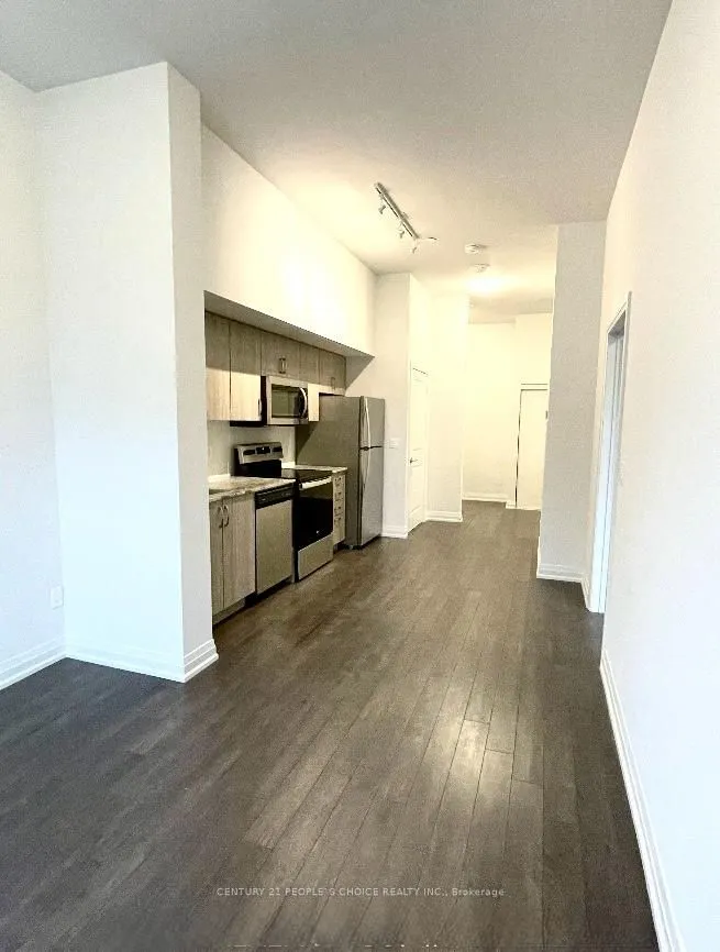 10 Meadowglen Place, #102