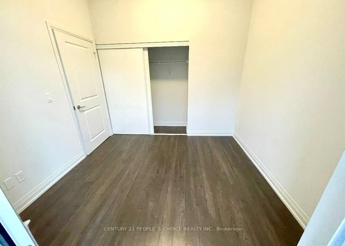 10 Meadowglen Place, #102