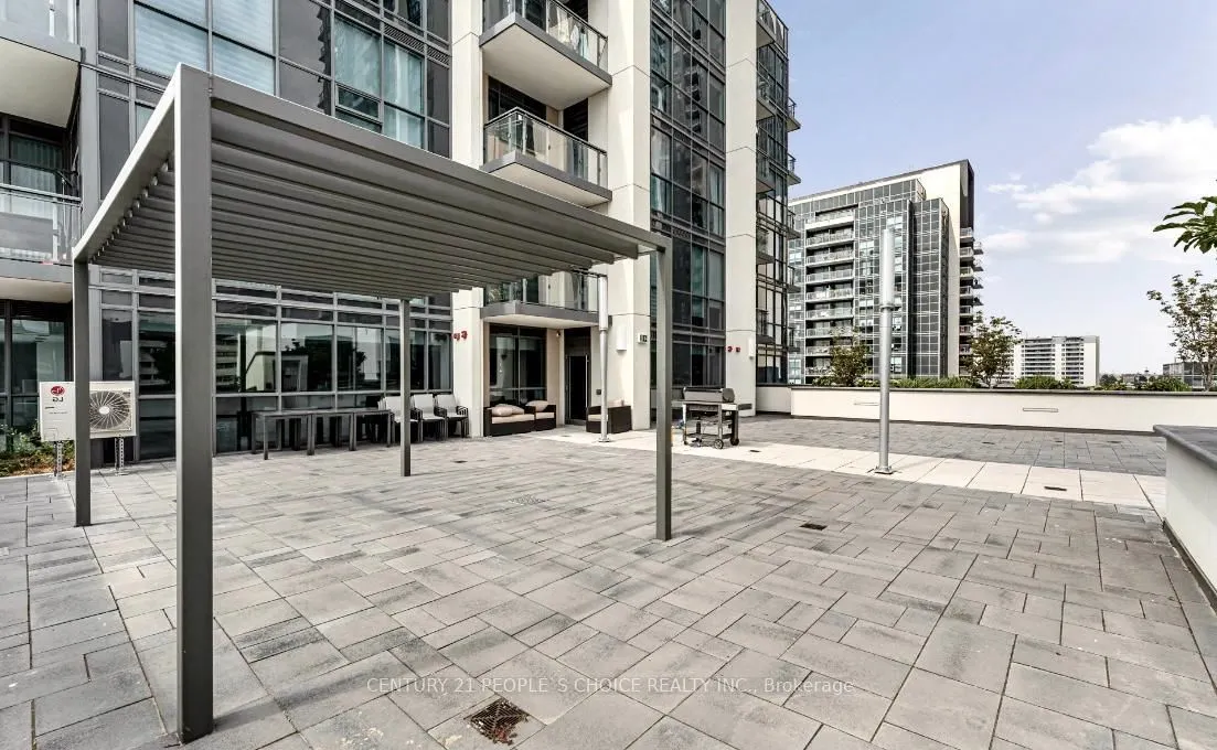 10 Meadowglen Place, #102