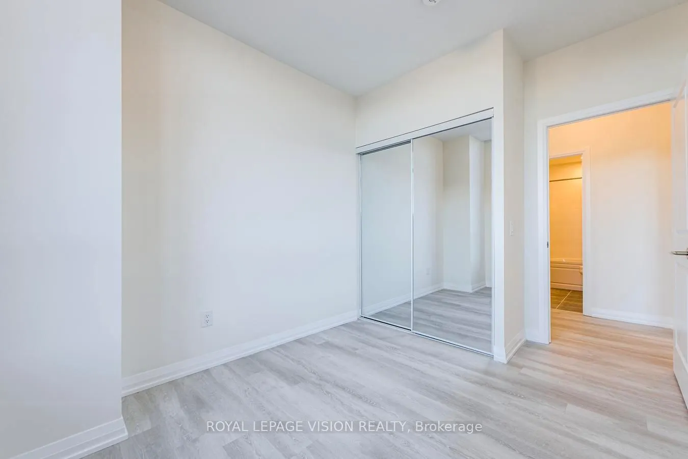 3270 Sheppard Avenue E, #222