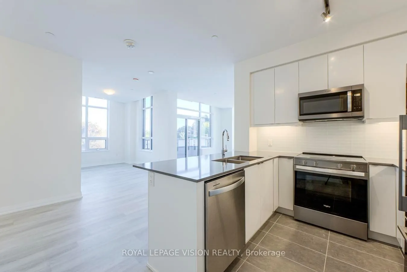 3270 Sheppard Avenue E, #222