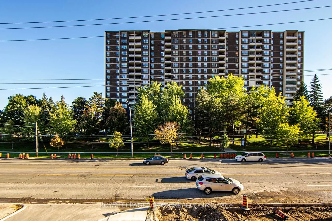 3270 Sheppard Avenue E, #222