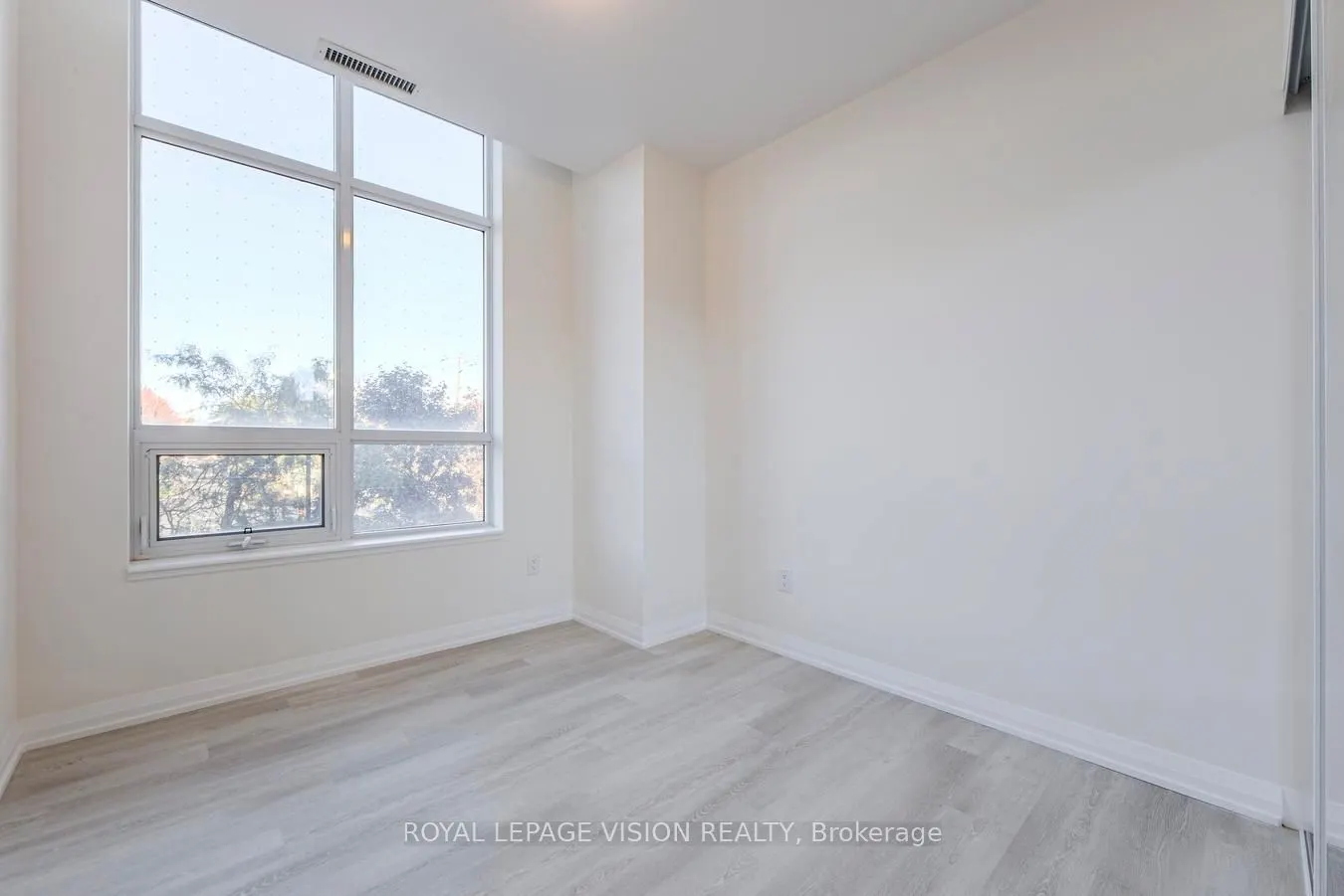 3270 Sheppard Avenue E, #222