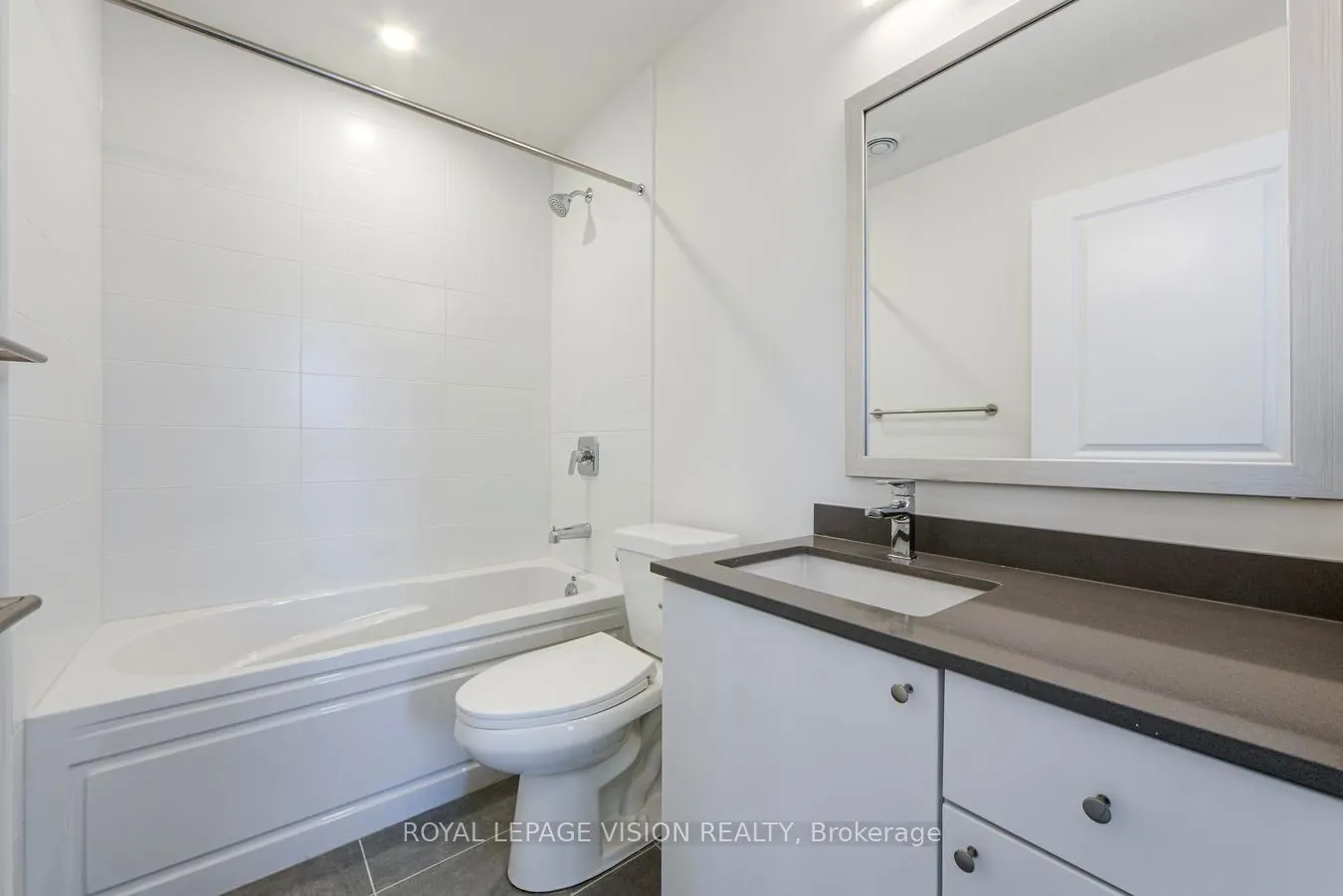 3270 Sheppard Avenue E, #222