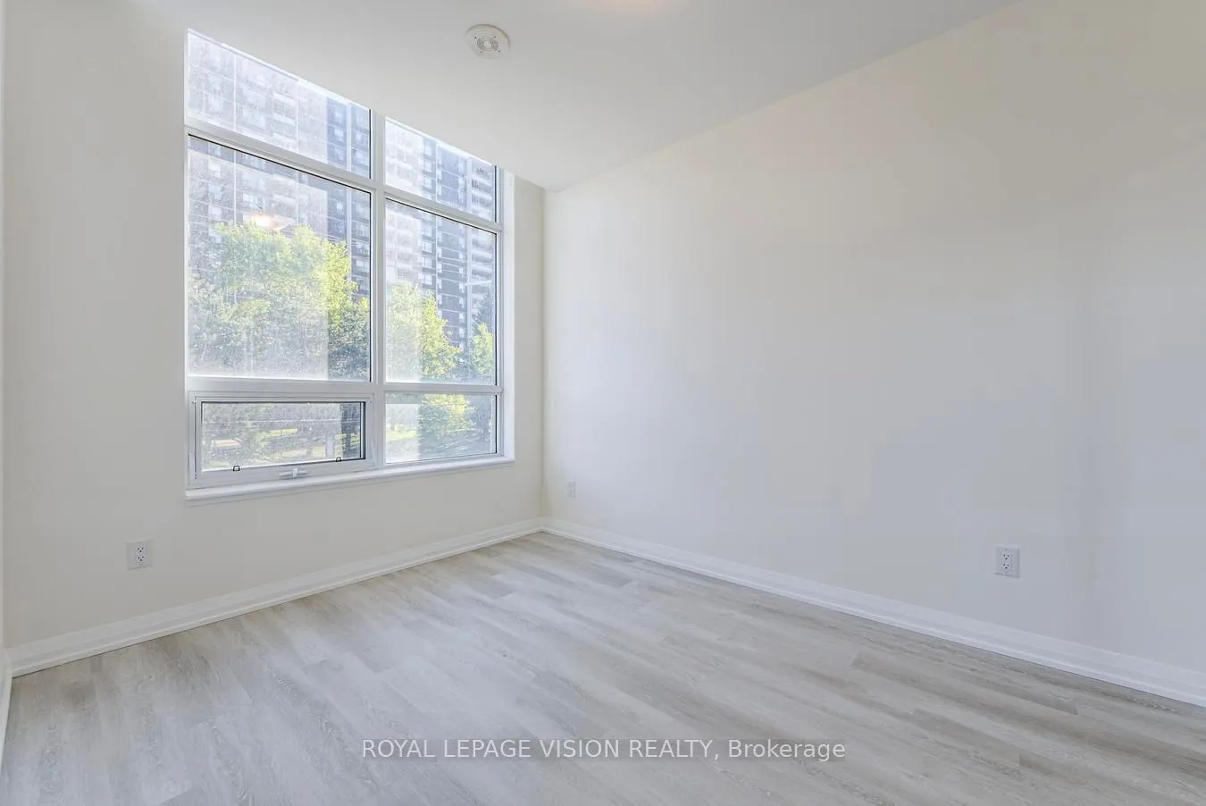 3270 Sheppard Avenue E, #222