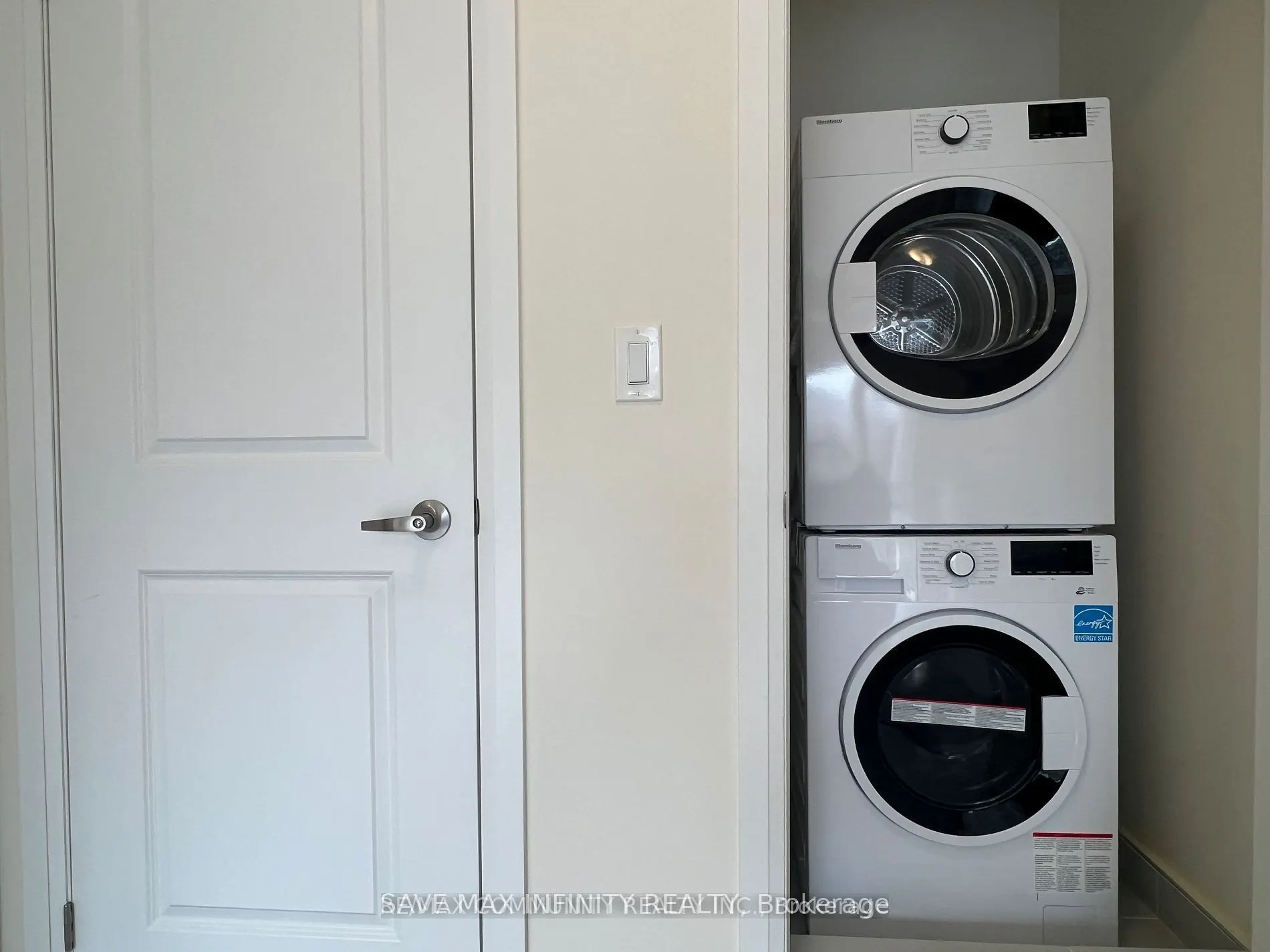 165 Tapscott Road, #08