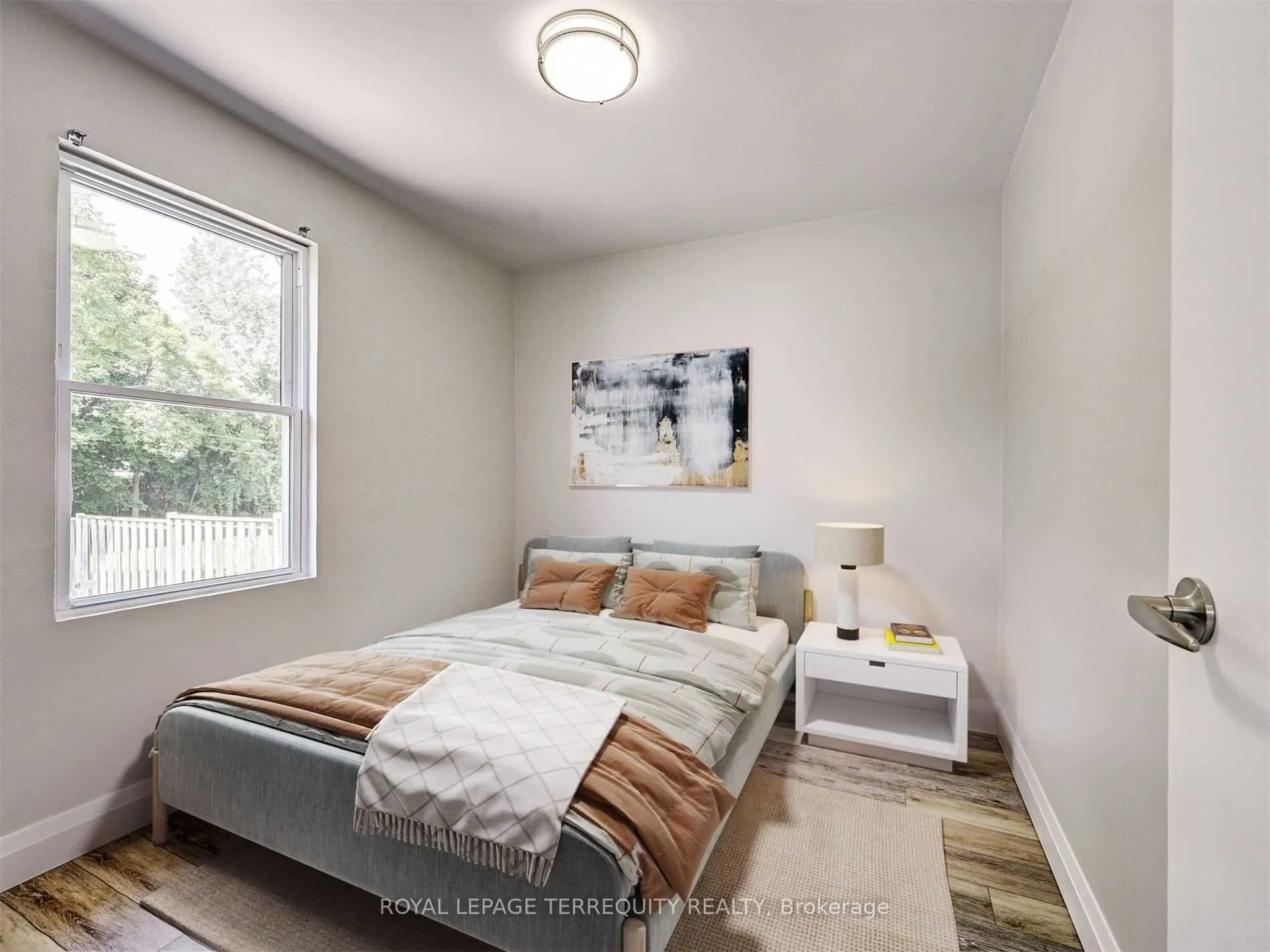 822 Douglas Street, #Main