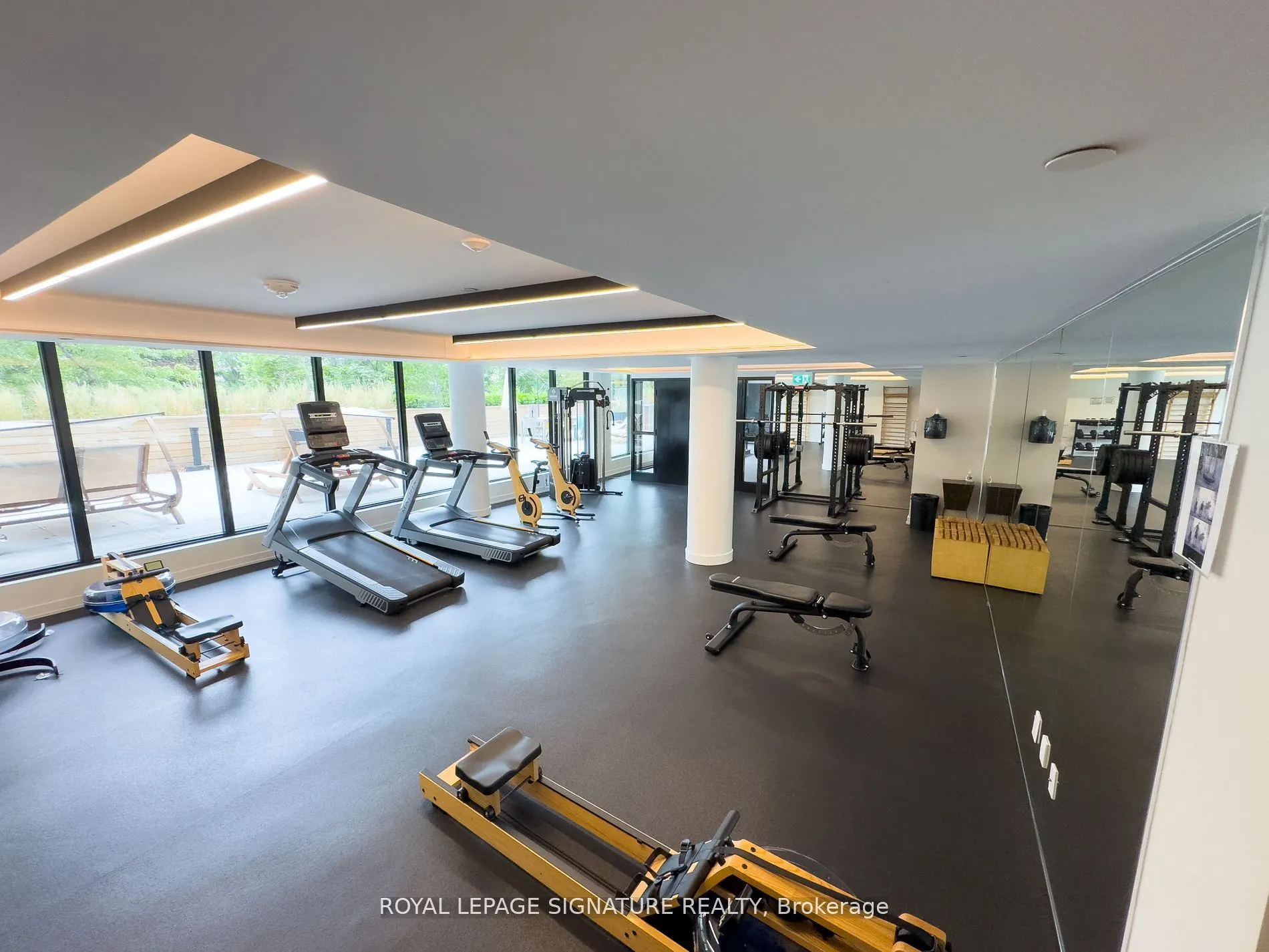 2799 Kingston Road, #905