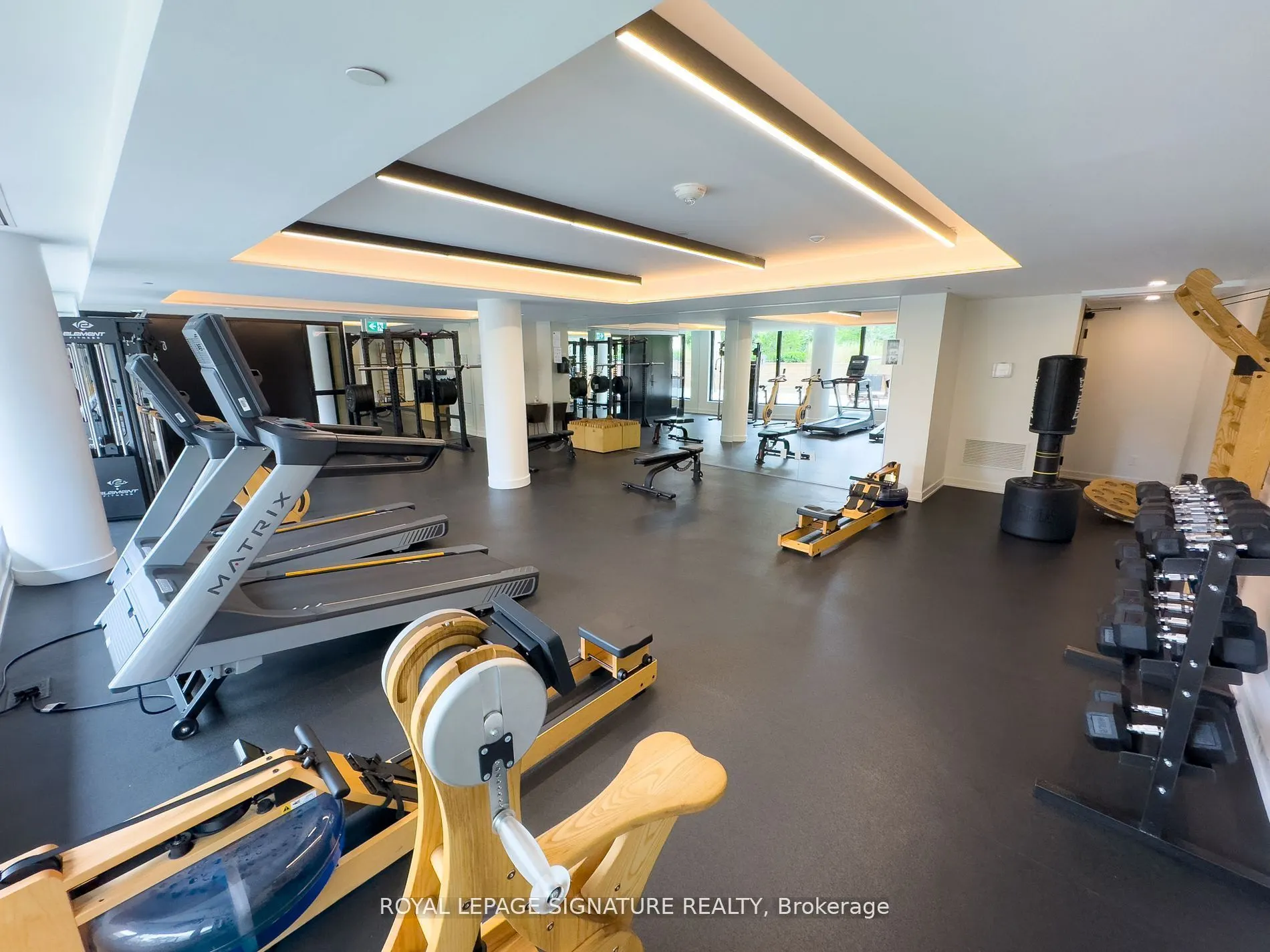 2799 Kingston Road, #905