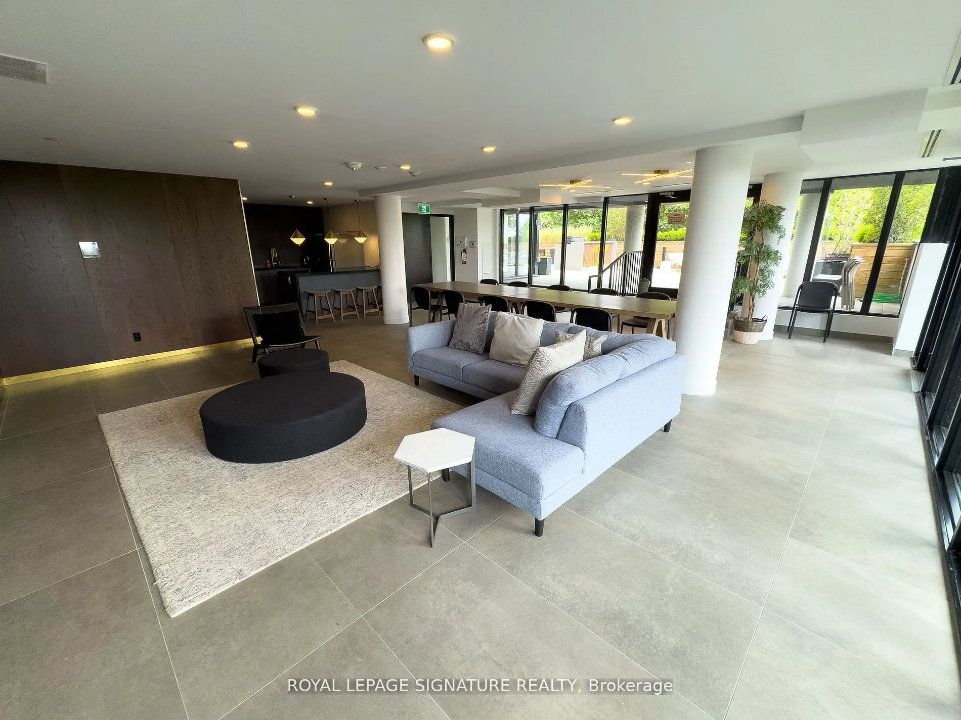 2799 Kingston Road, #905