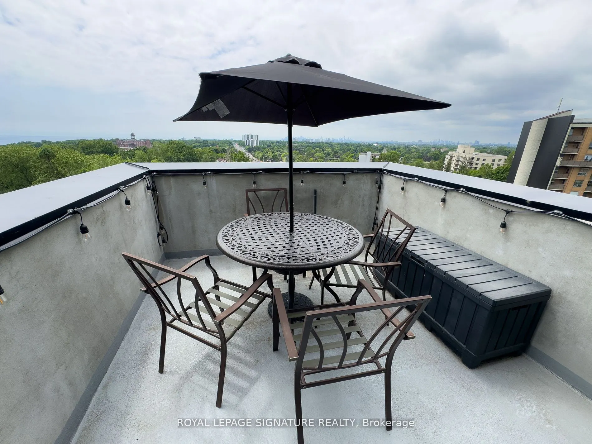 2799 Kingston Road, #905