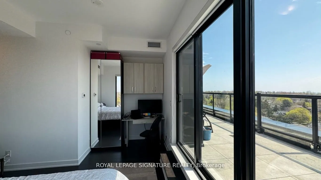 2799 Kingston Road, #905