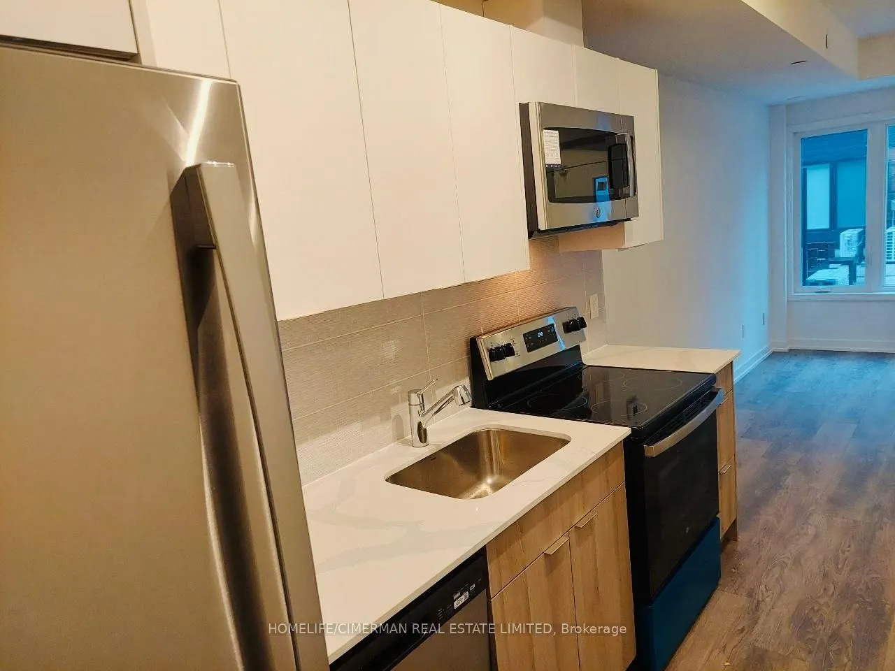 3069 Pharmacy Avenue, #3