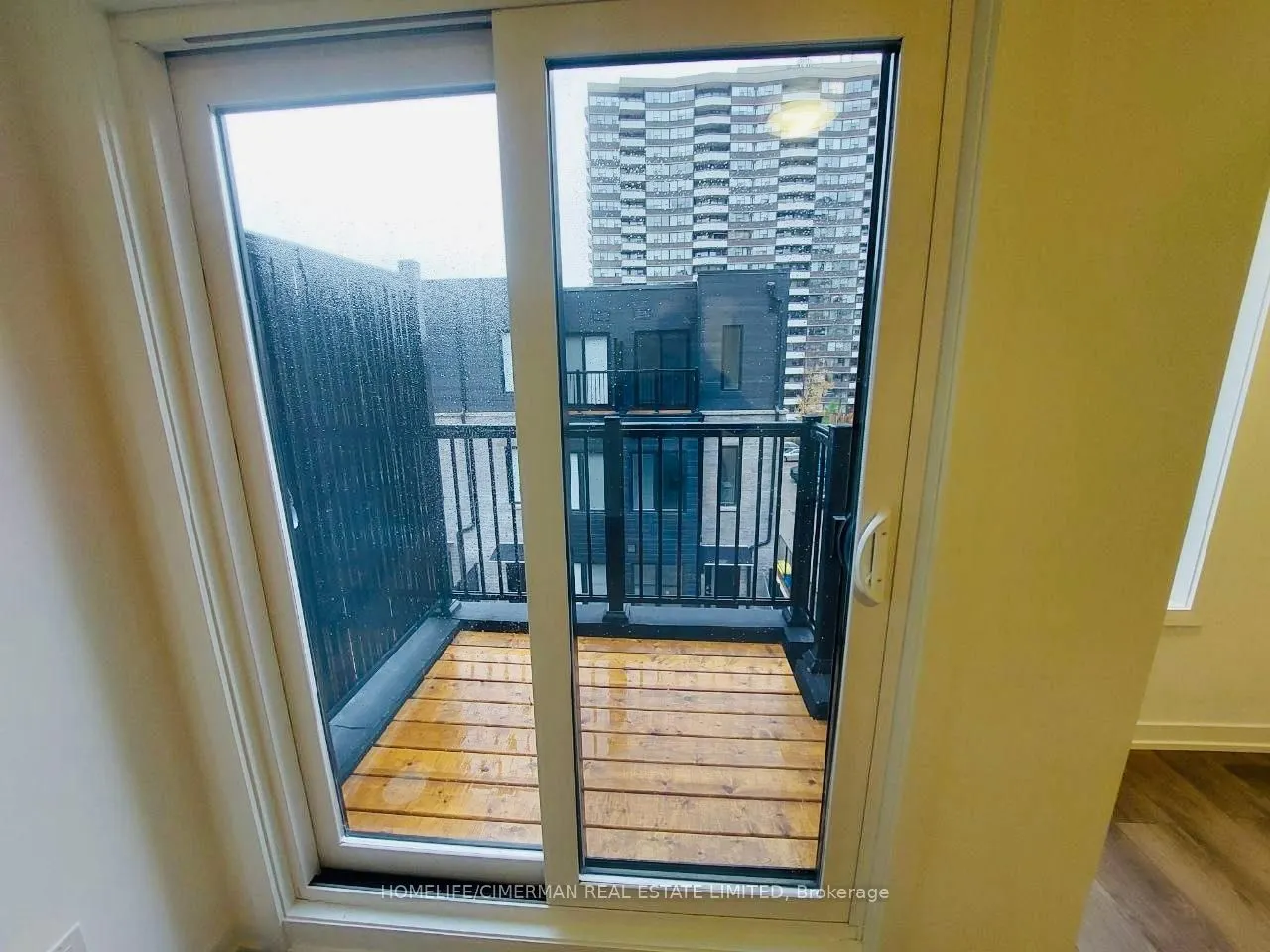 3069 Pharmacy Avenue, #3