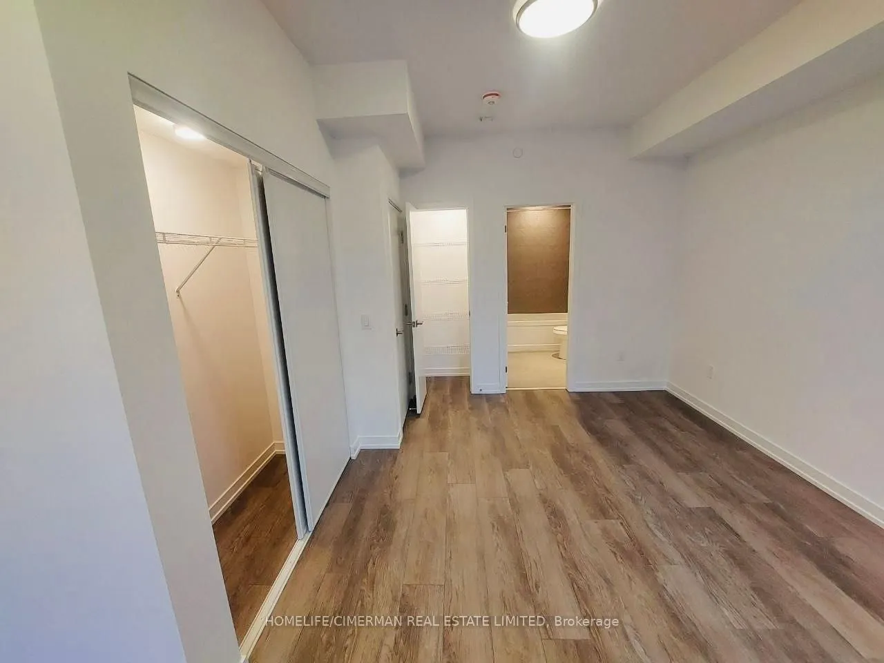 3069 Pharmacy Avenue, #3