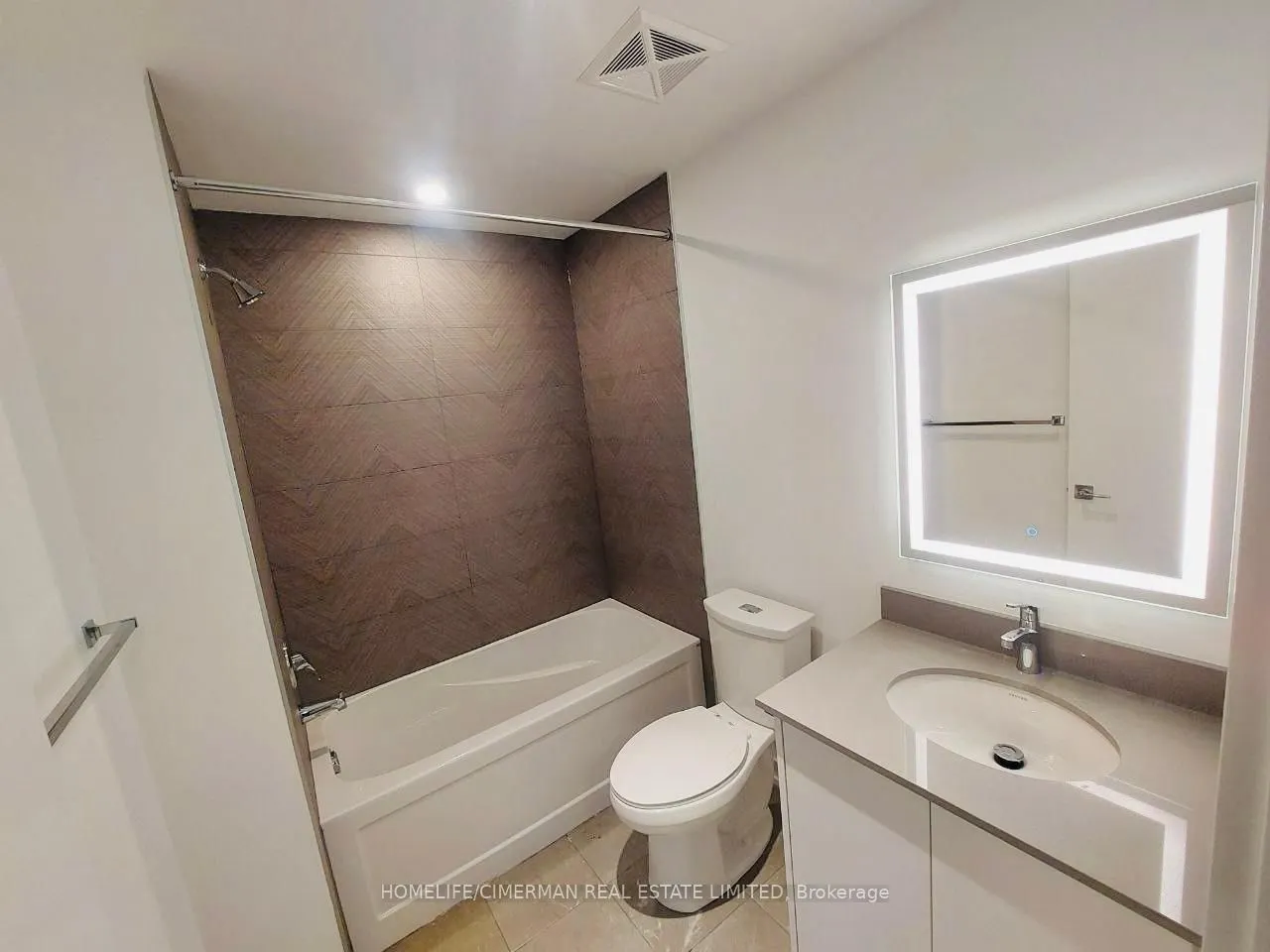 3069 Pharmacy Avenue, #3