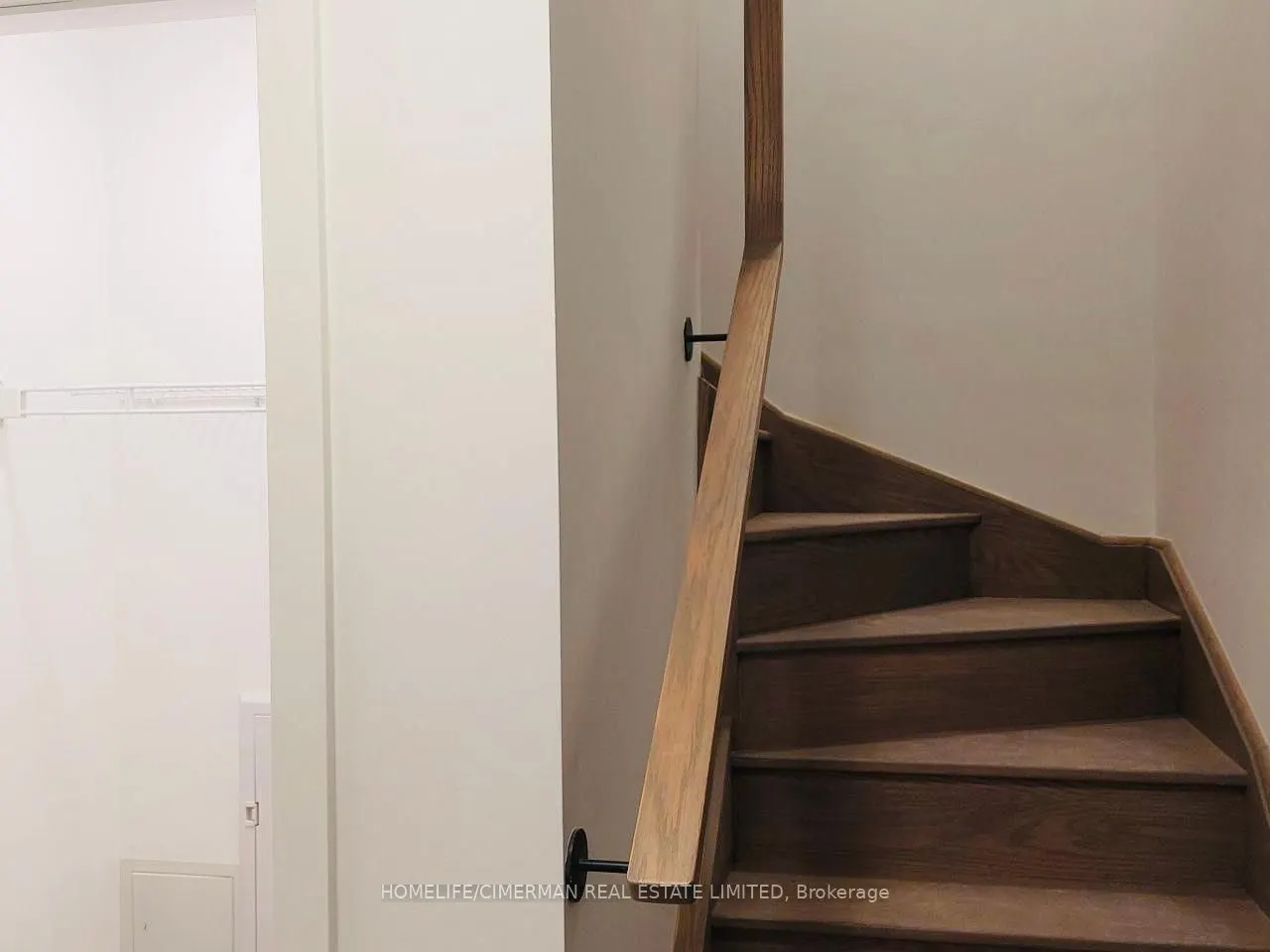 3069 Pharmacy Avenue, #3