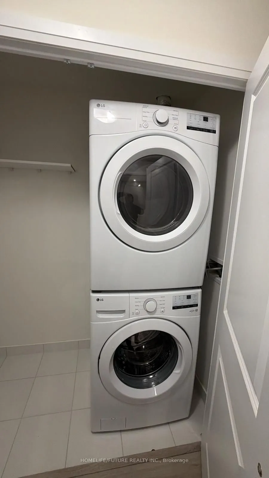 3260 Sheppard Avenue E, #2005