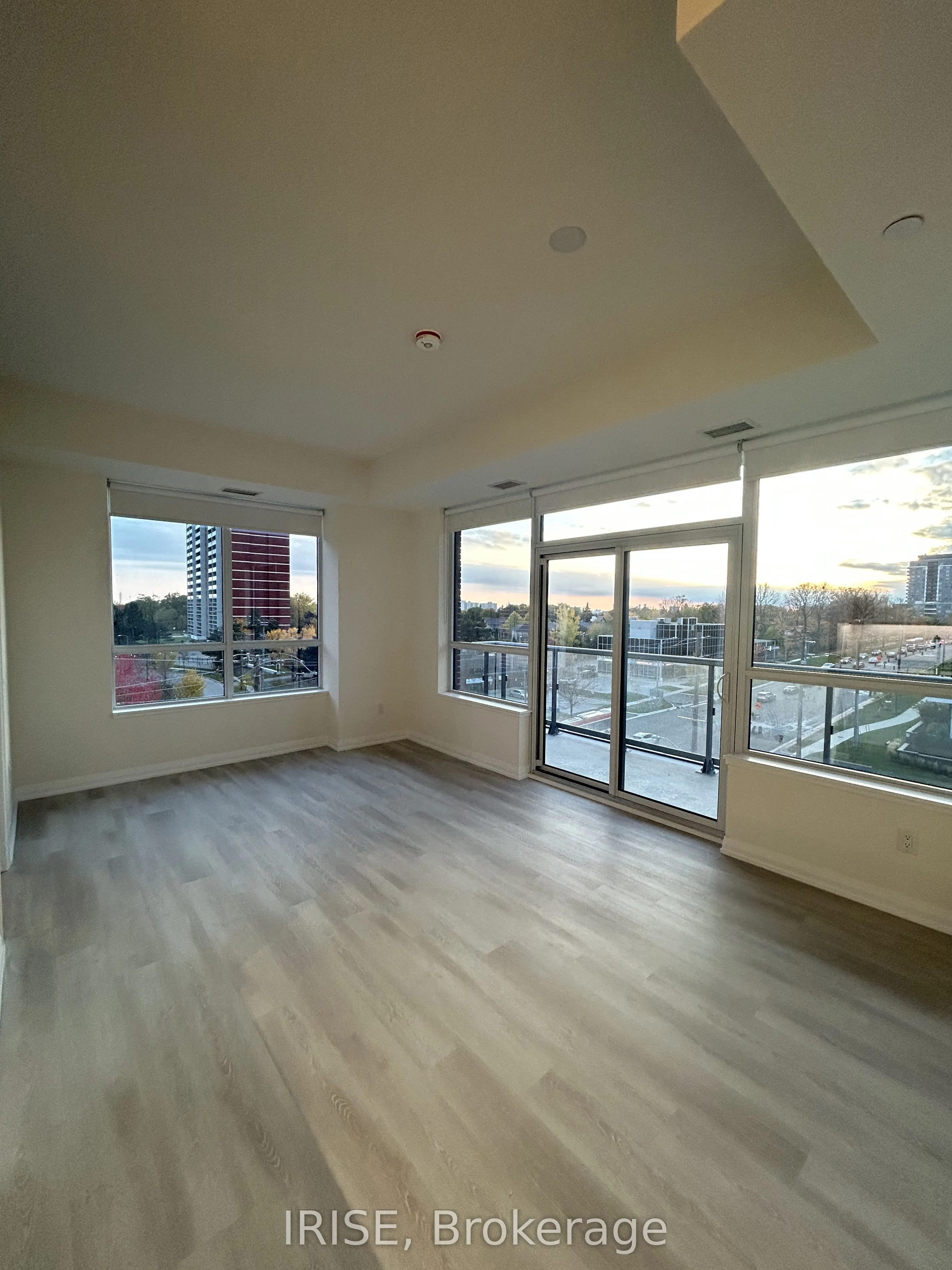 3260 Sheppard Avenue E, #610
