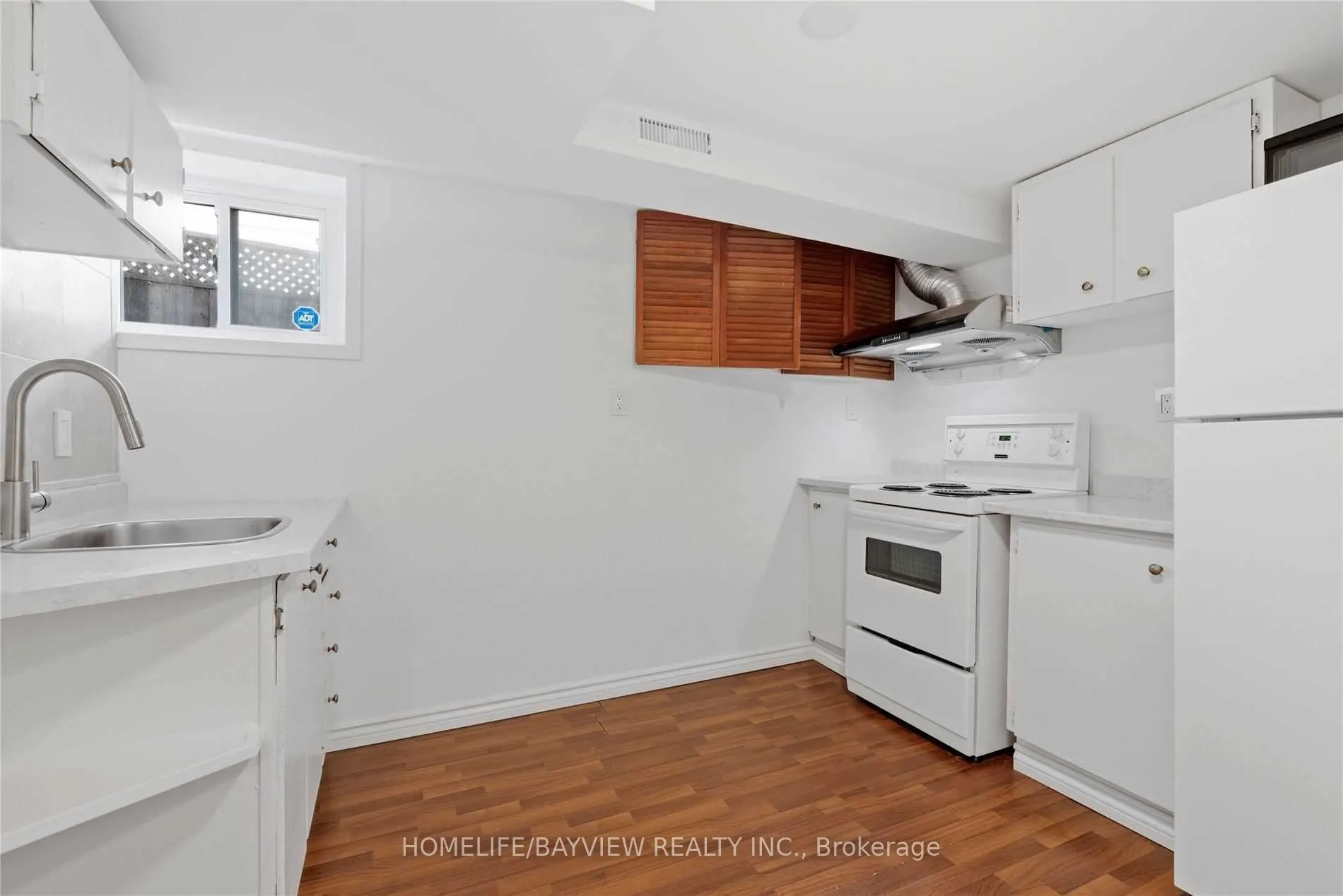 714 Grandview Drive, #Lower