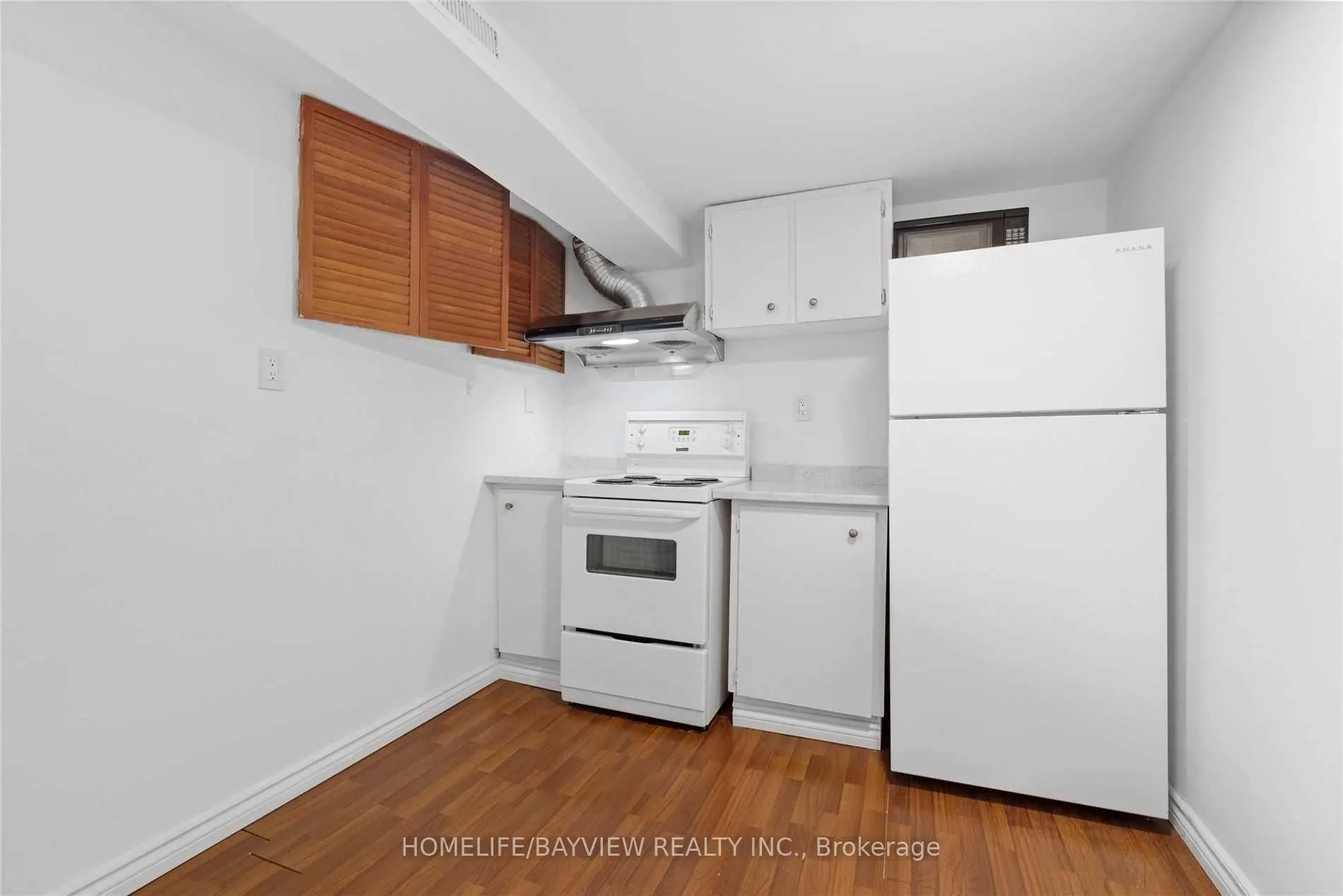 714 Grandview Drive, #Lower