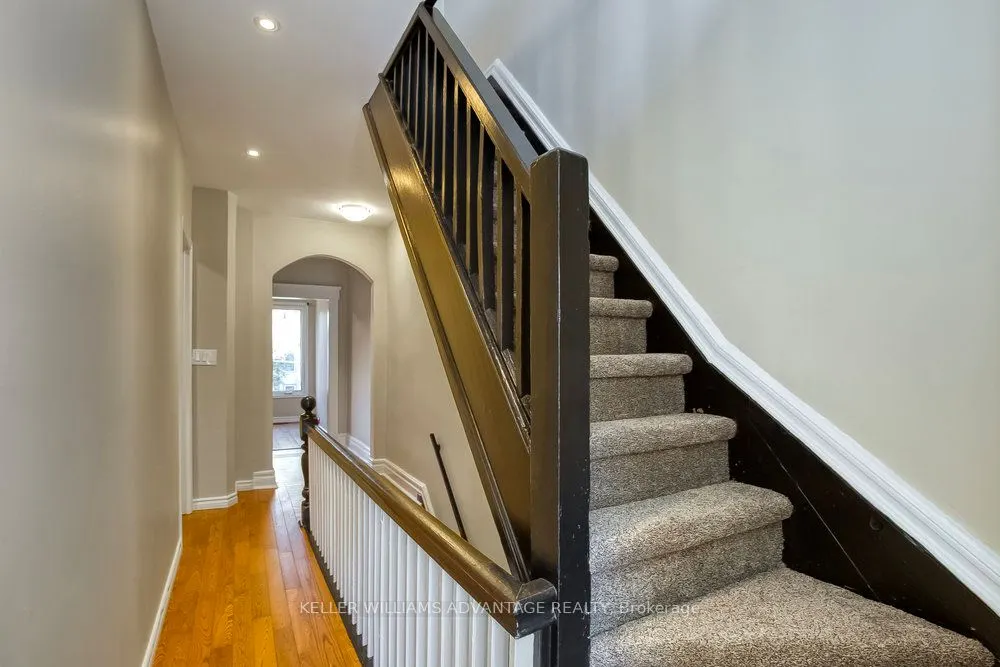 218 Broadview Avenue