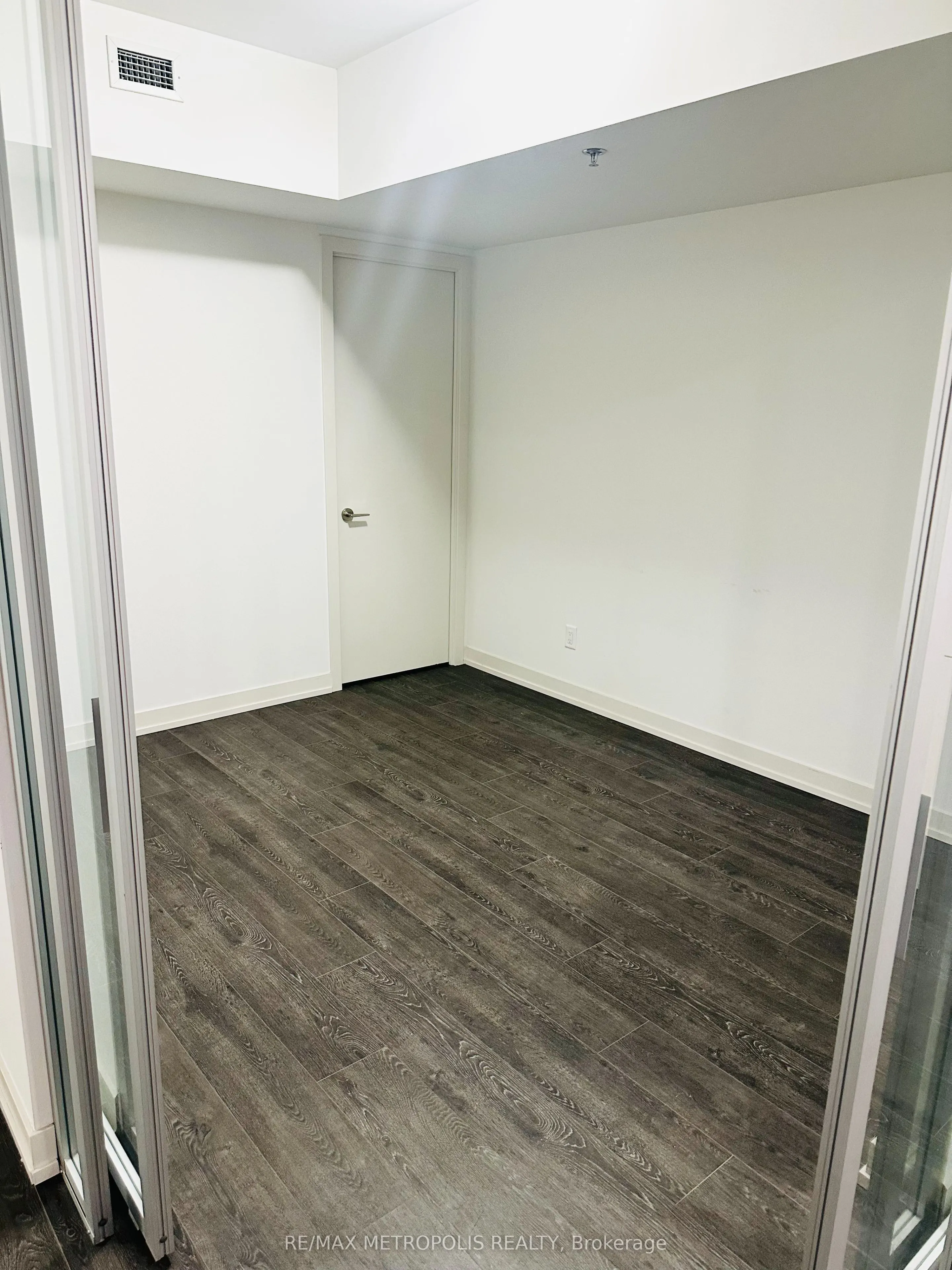 2203 Kingston Road #20