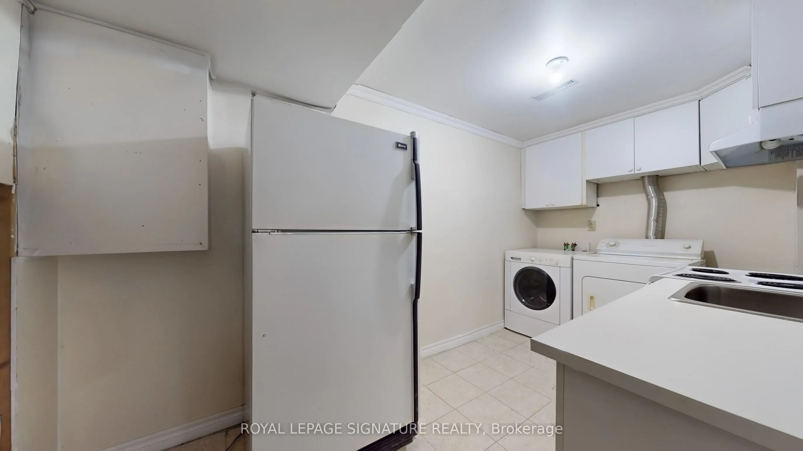 28 Longfellow Court
