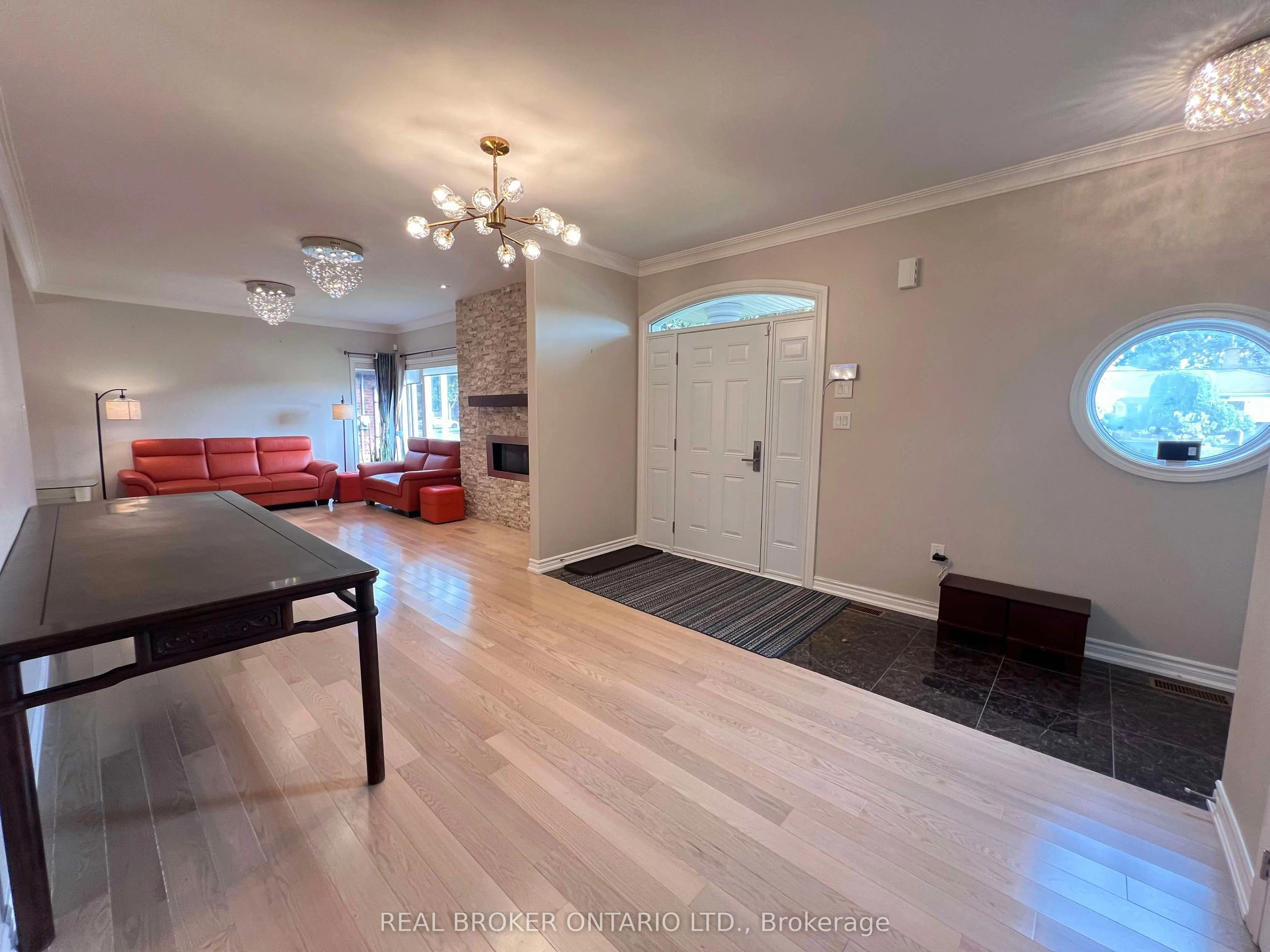 30 Meadowacres Drive